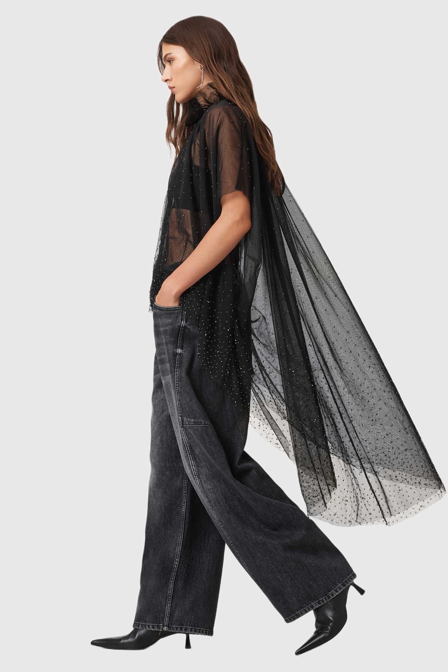 SEZ EMB TULLE CAPE BLACK 5