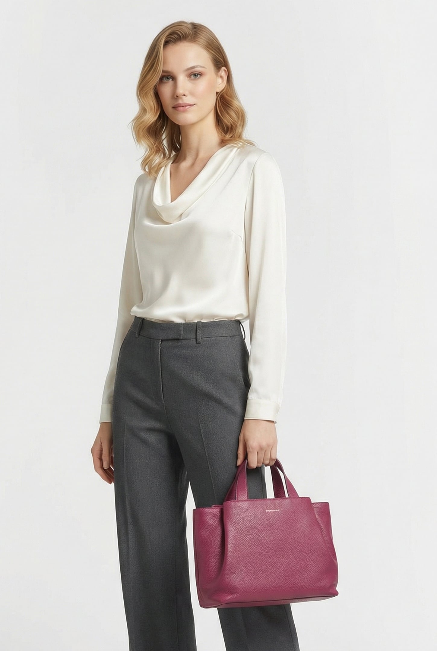 TOTE BAG IN GRAINED LEATHER 1