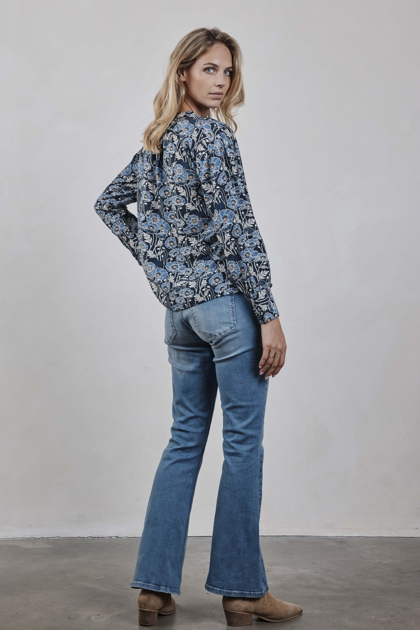 BLOUSE SARI BLUE LOTTI PRINT 4