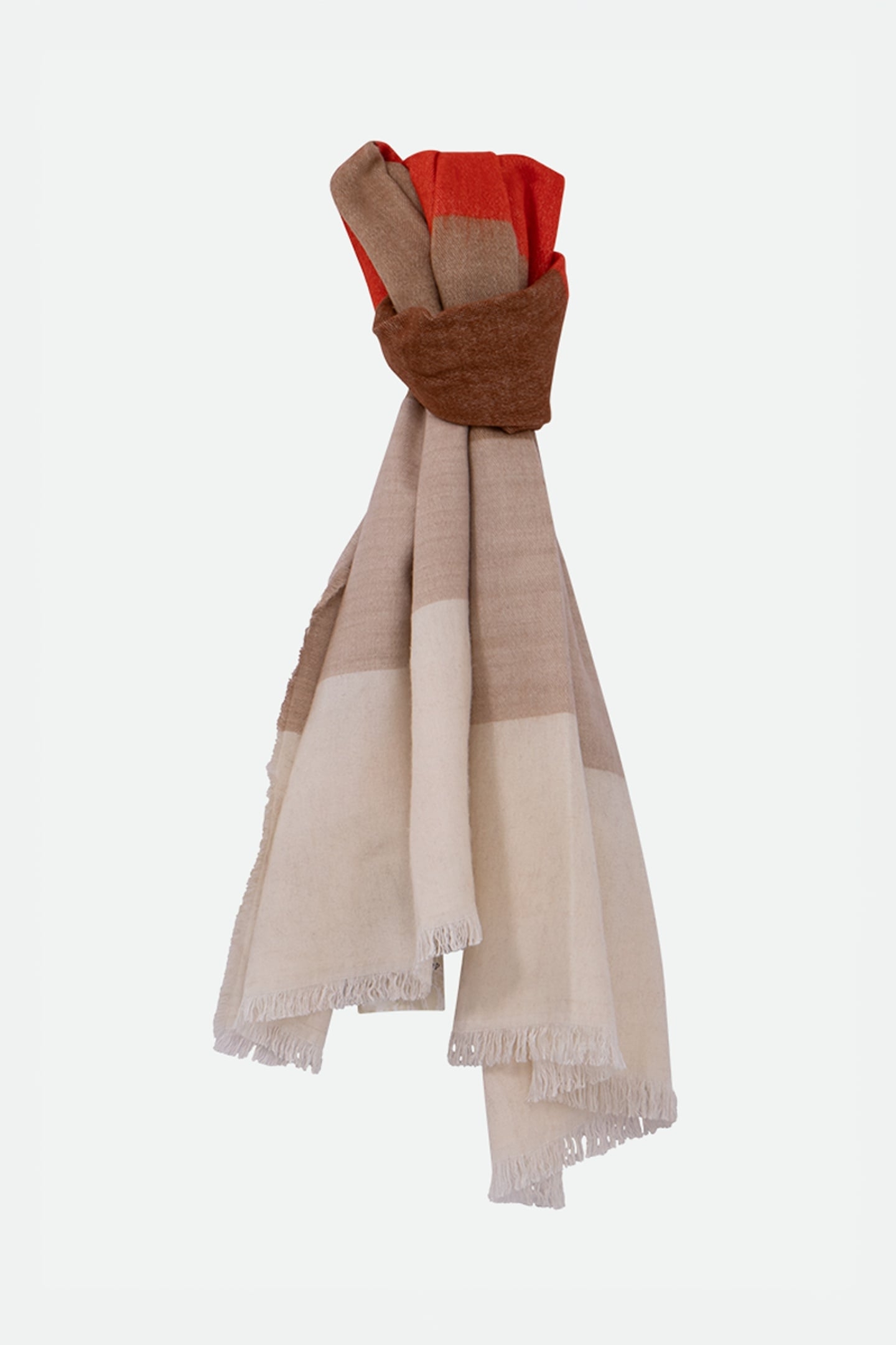 AGAMI - ORANGE SCARF WITH STRIPED PATTERN PLACED 1