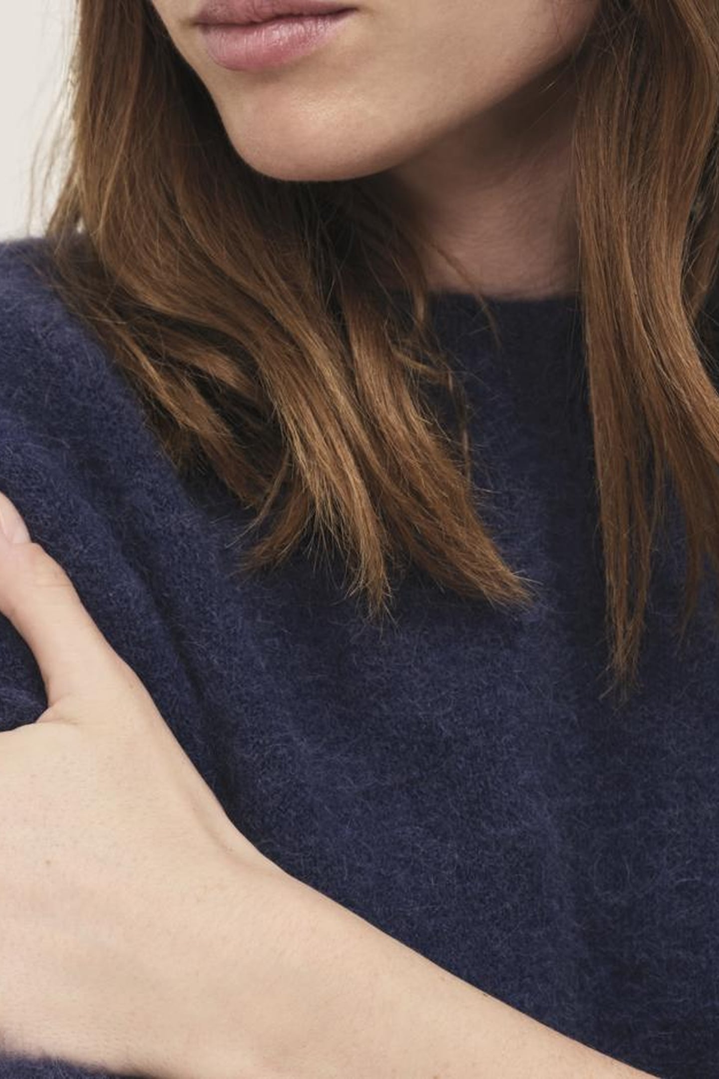 THELMA - NAVY BLUE SWEATER WITH FLUFFY KNIT 4