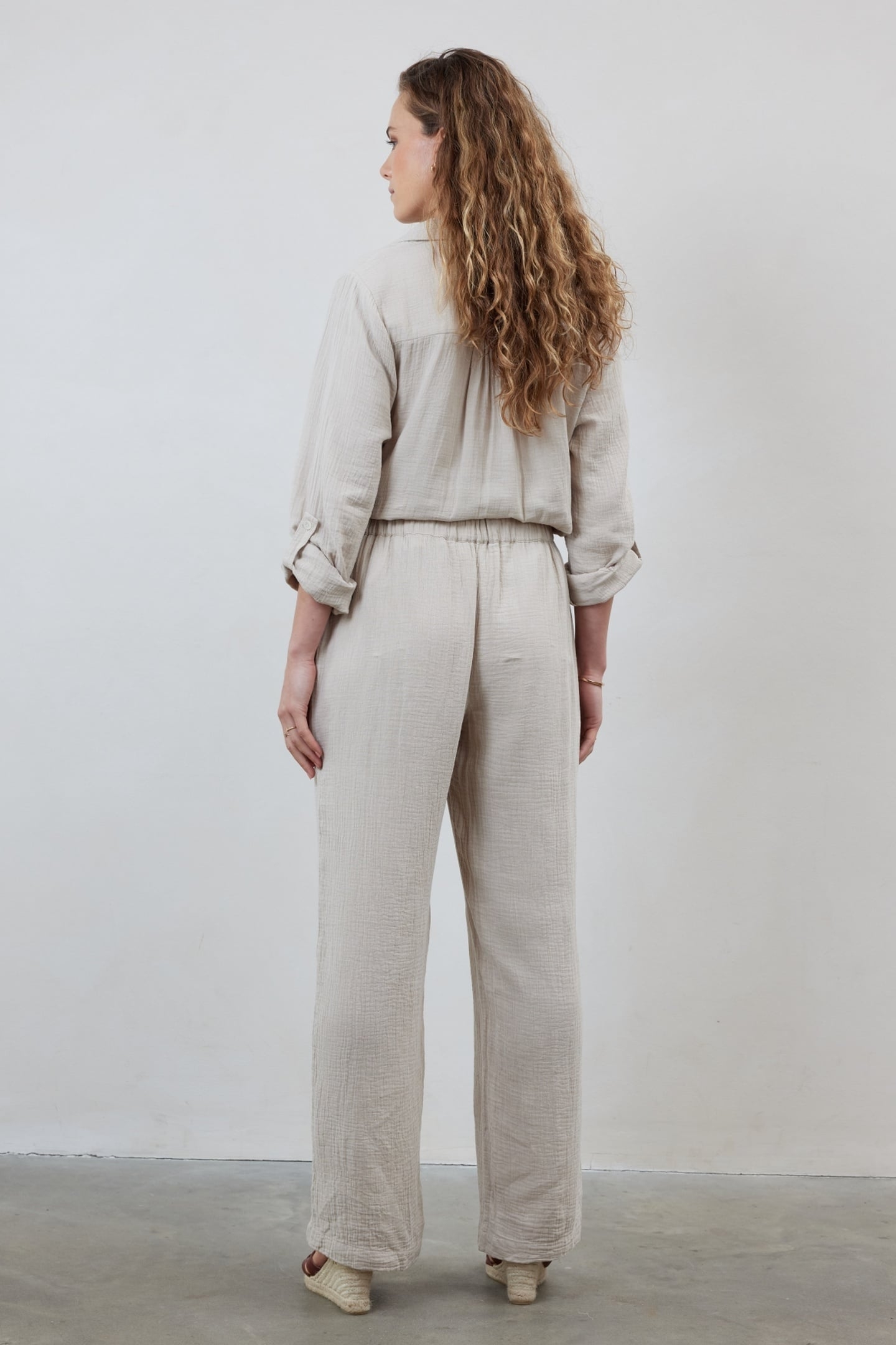 PANTS ALBA IN FEATHER GREY 3