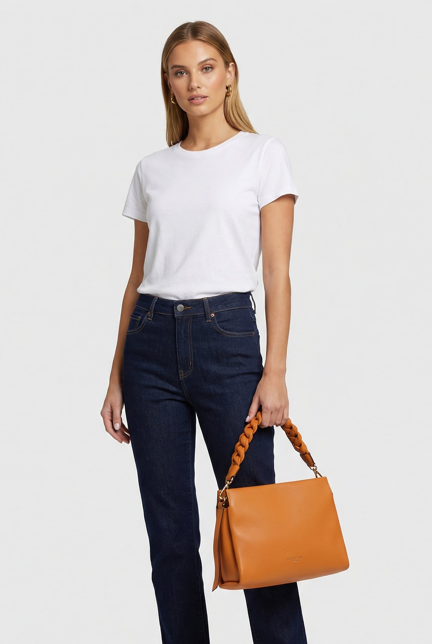 HANDBAG IN LEATHER 1