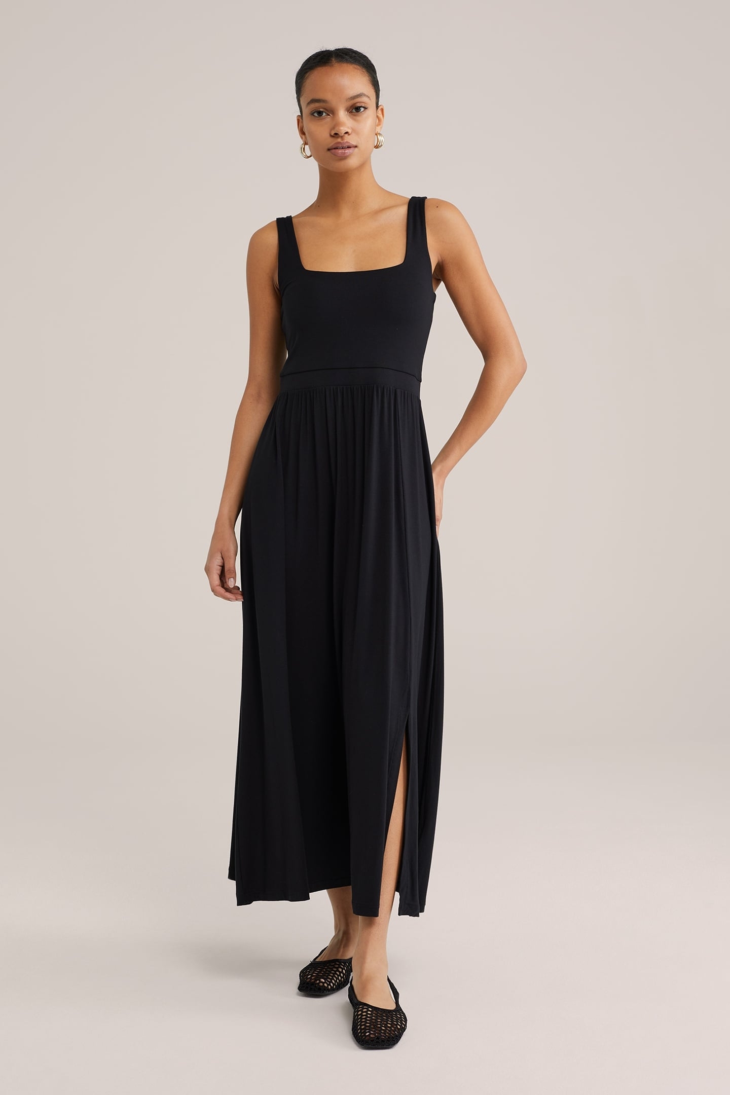 DRESS MID LENGTH BLACK 2