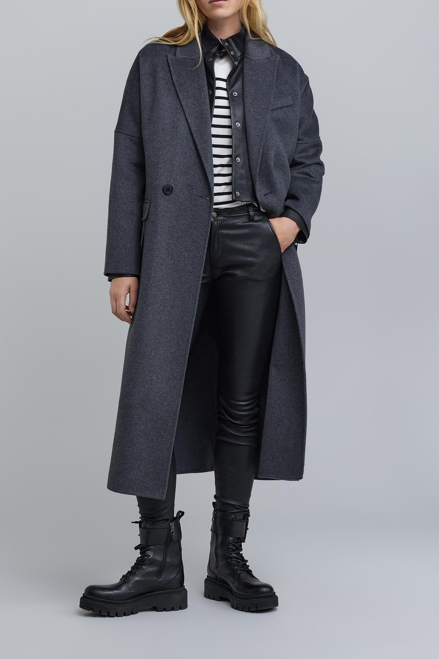 LONG GREY DOUBLE-BREASTED COAT 1