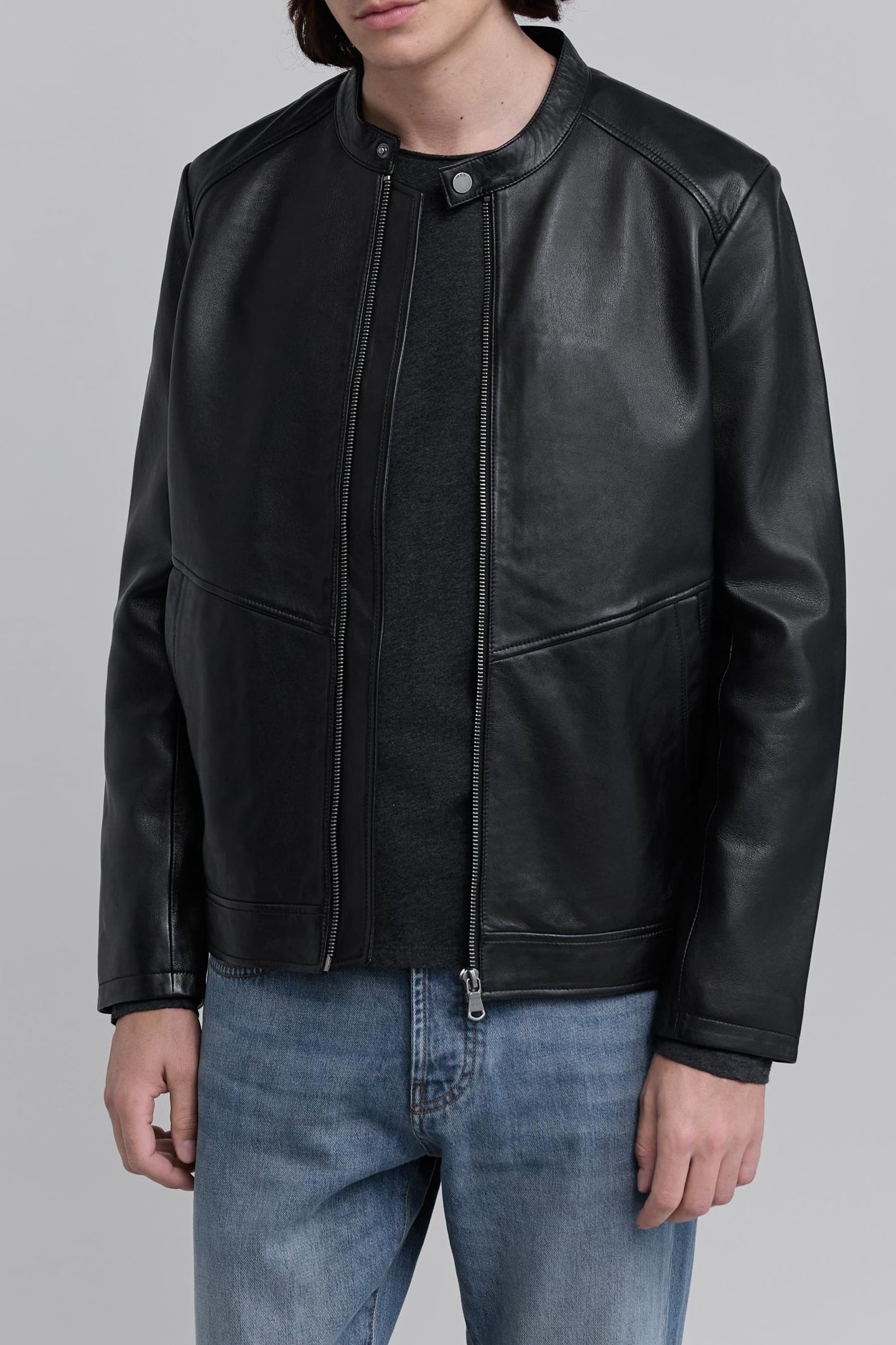 BLACK LEATHER JACKET 4