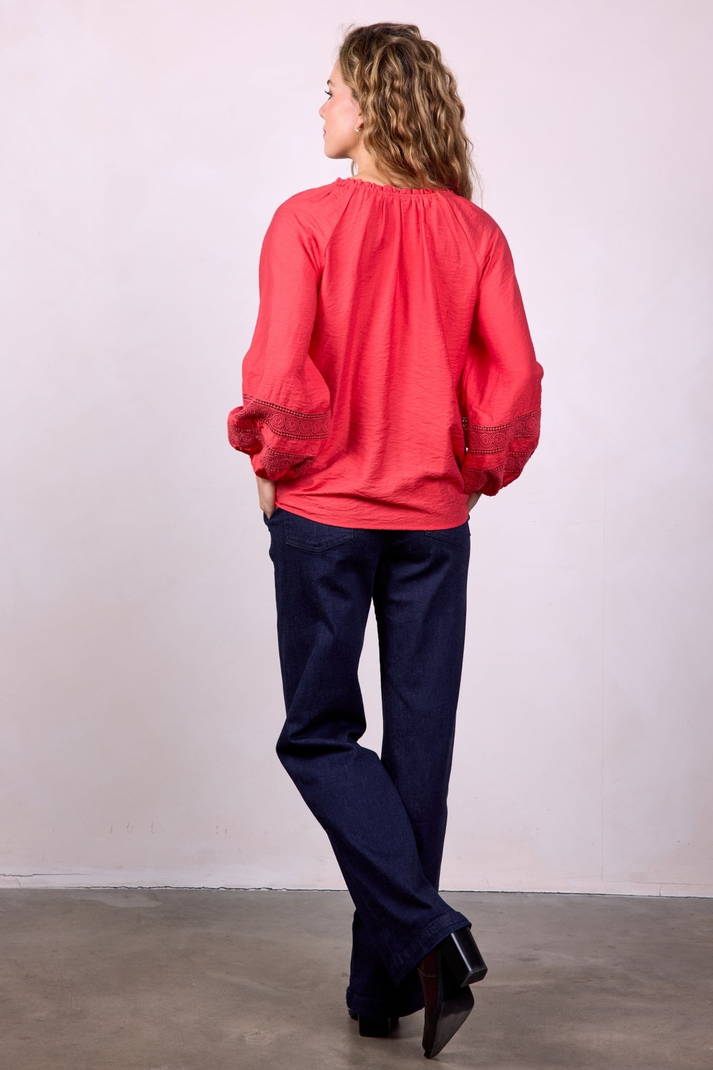 BLOUSE SOLEIL IN ROSE RED 6