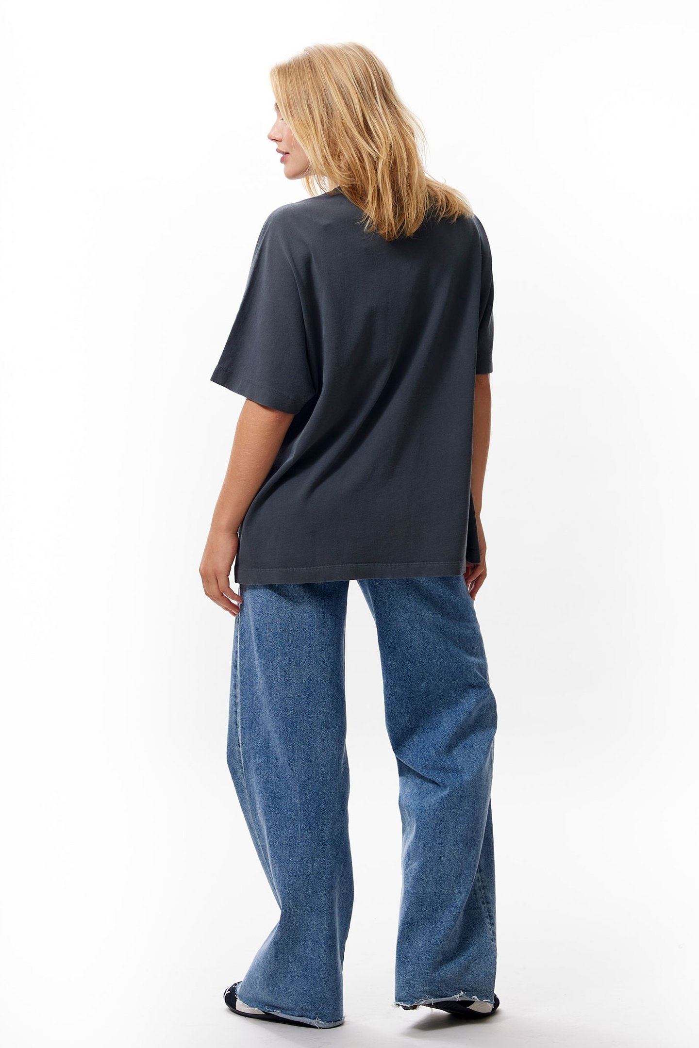 OVERSIZED TSHIRT CARBON 6