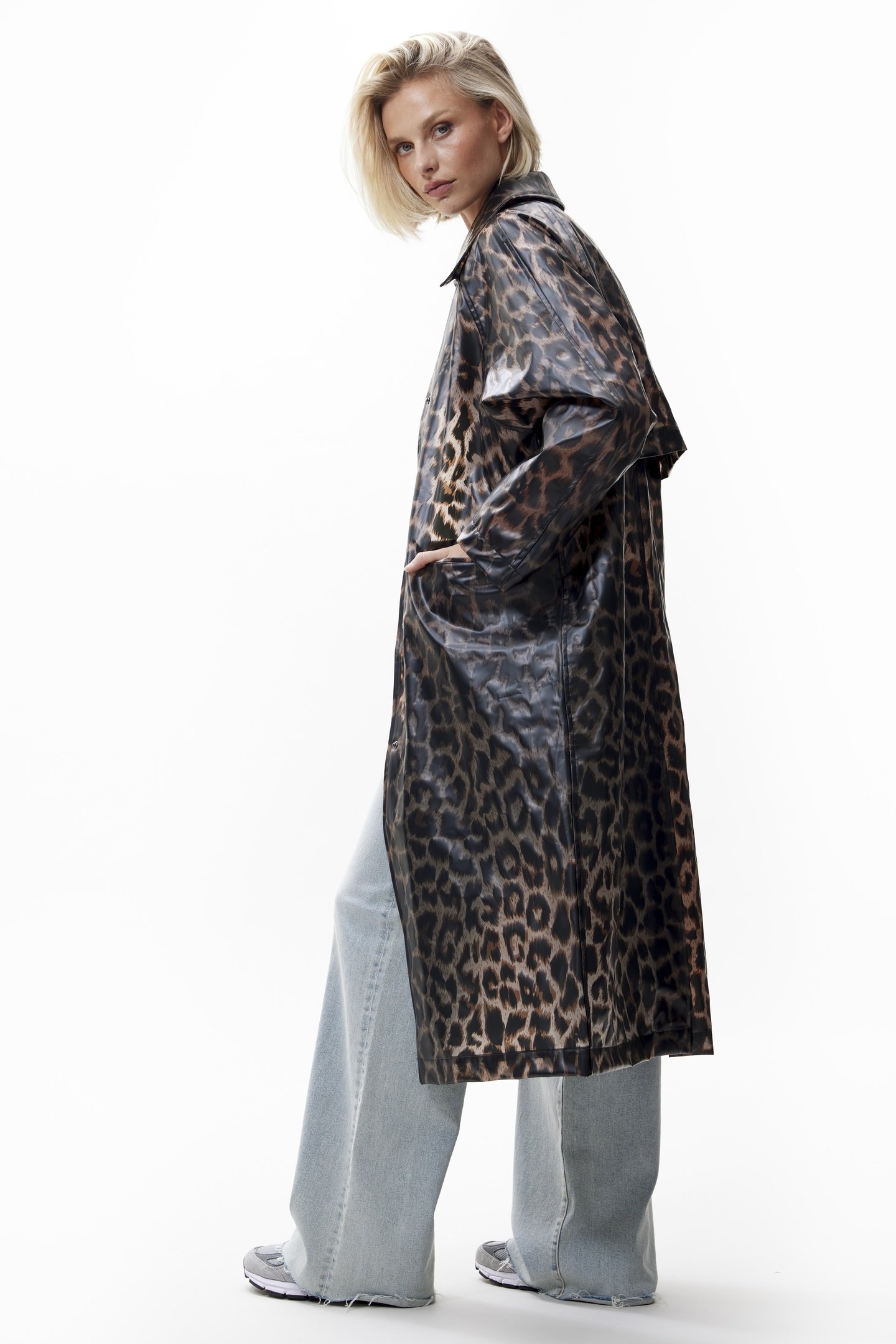 LEOPARD LONG RAINCOAT GREY MORN 3