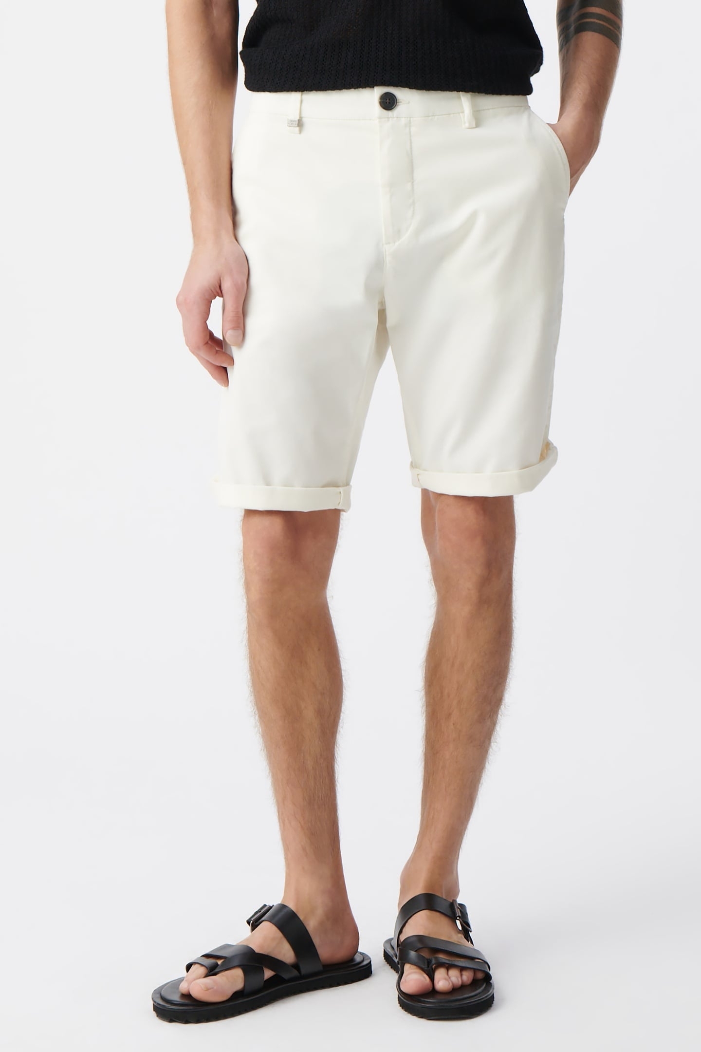 CHALK TAPERED CHINO BERMUDAS 2