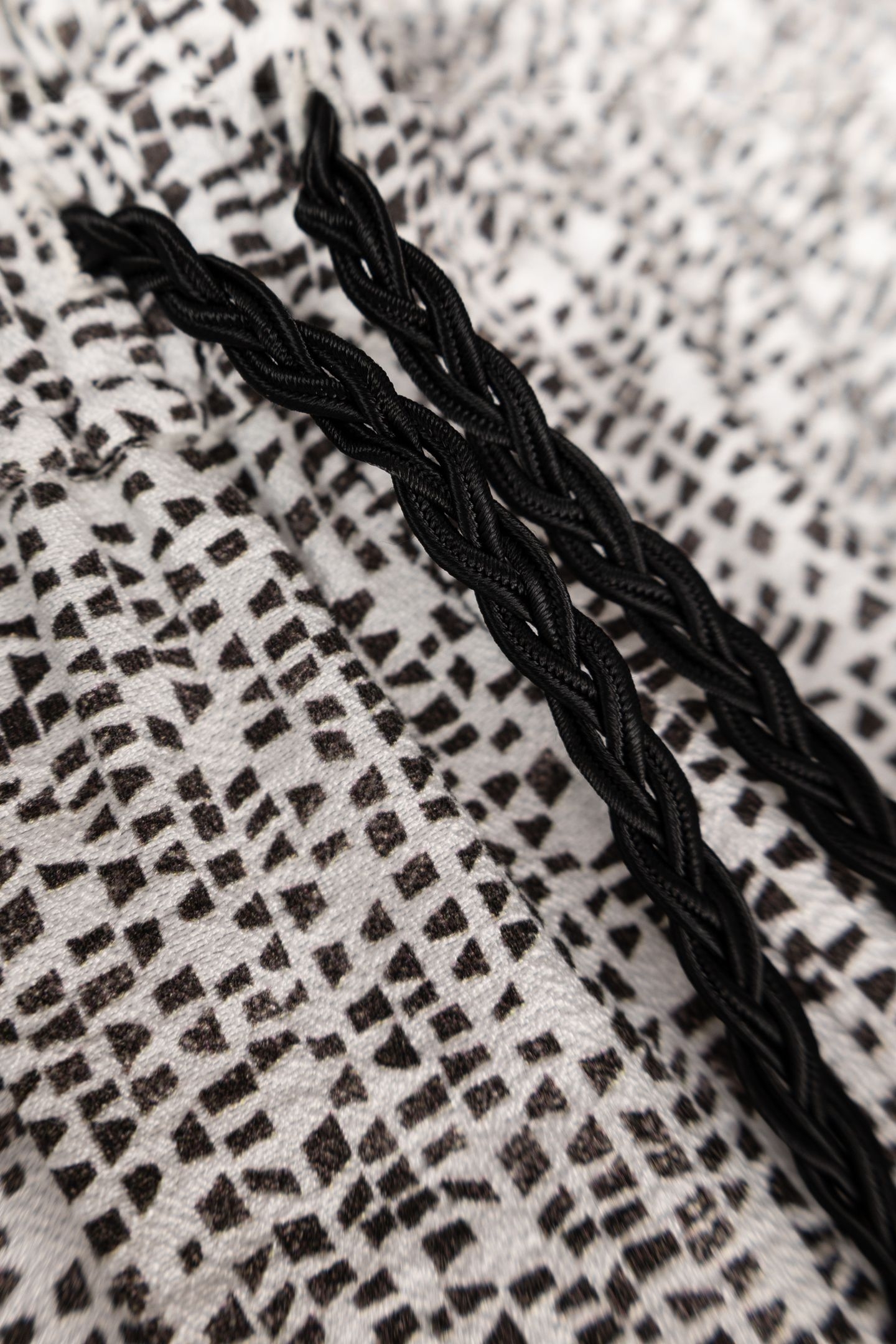 BLACK GRAPHIC PANTS 6