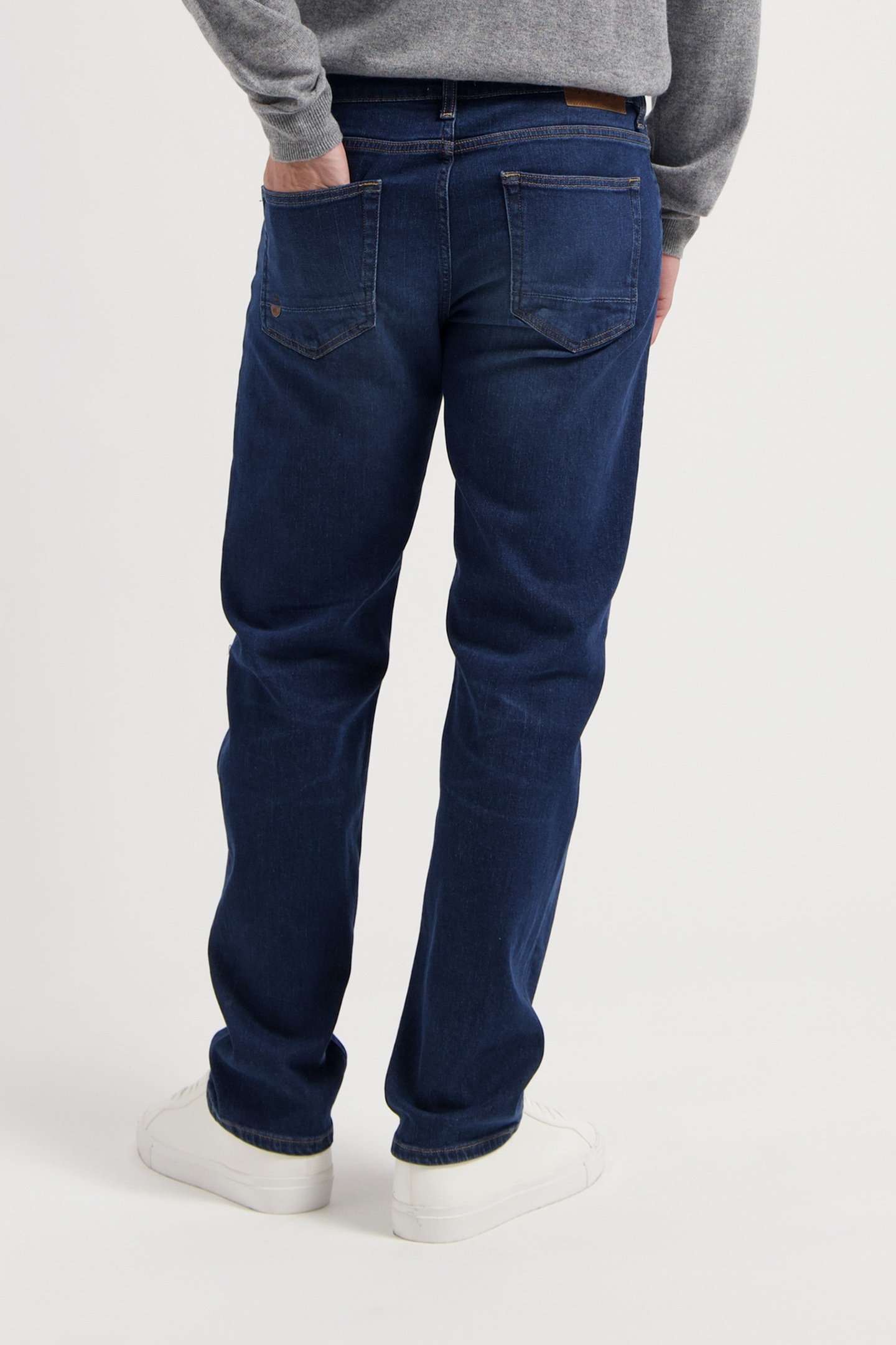 BRYCE MID STRAIGHT MEDIUM DARK 4