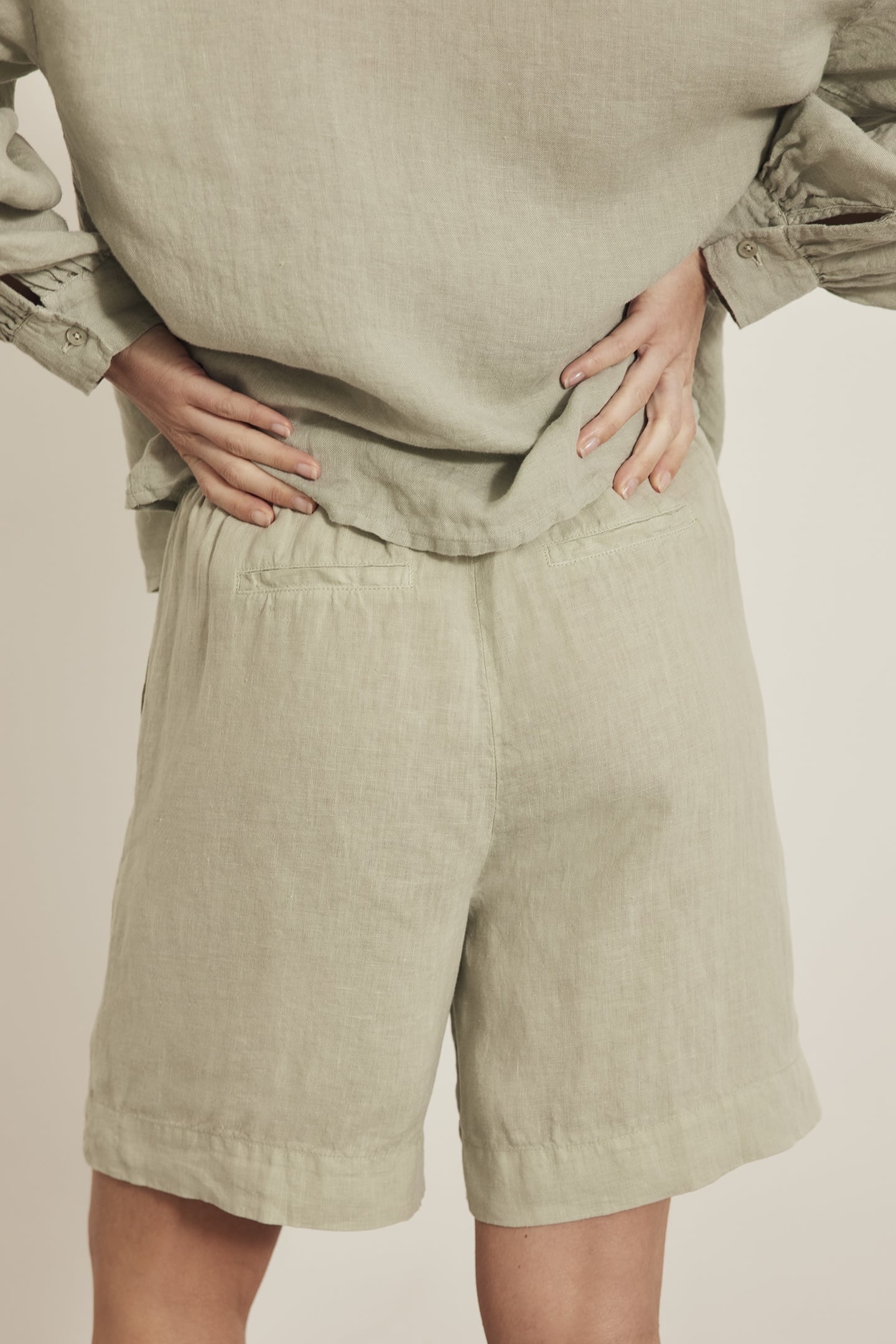 KARMEN SHORTS GREEN TEA 3