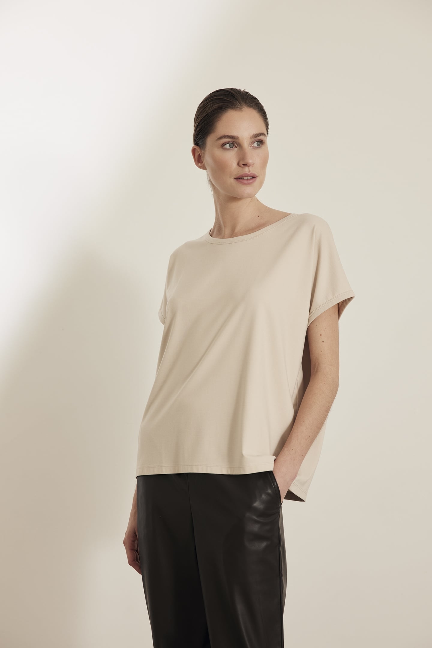 EMMA T SHIRT BUTTERMILK 3