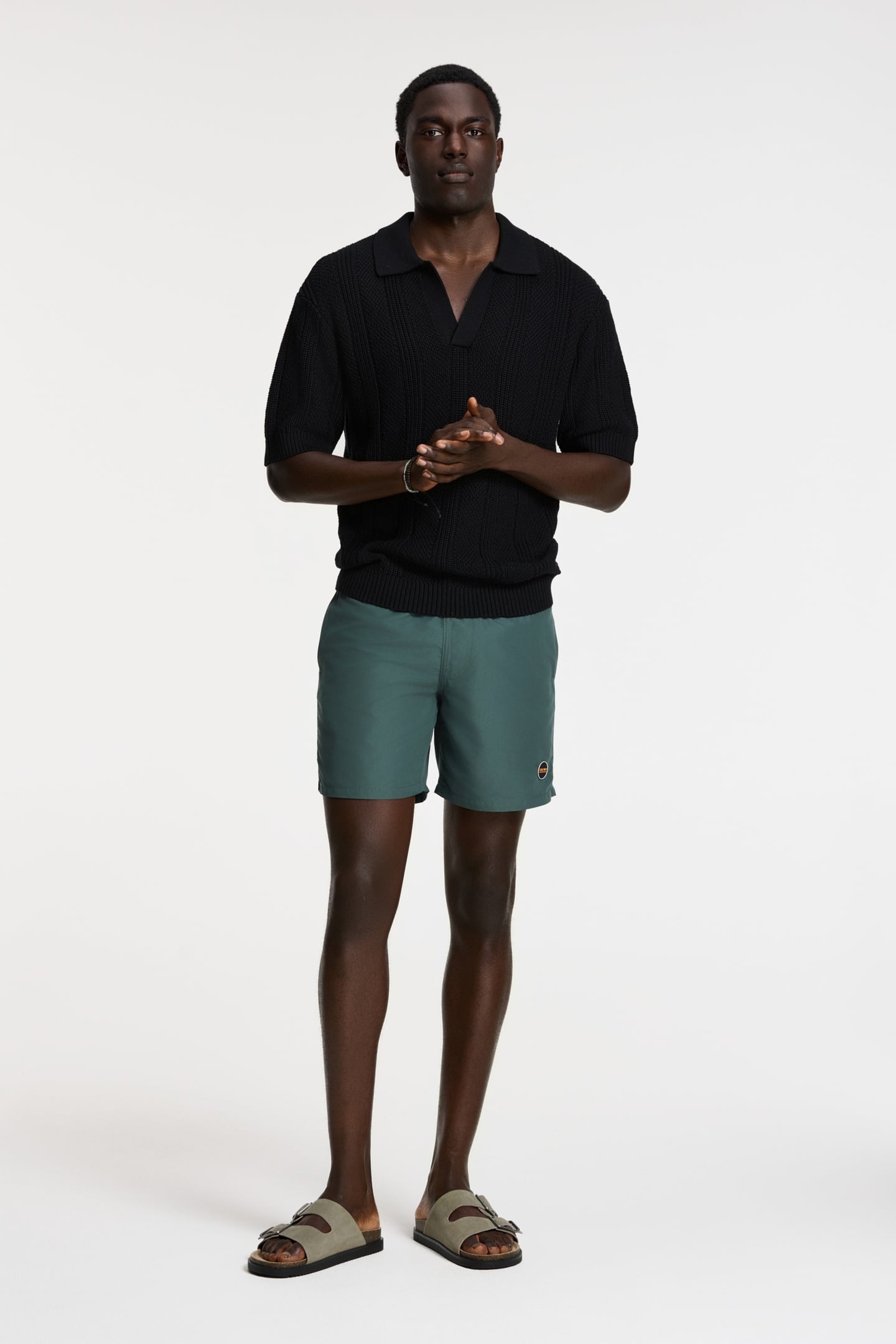 PITT KNITTED POLO SOLID BLACK 2