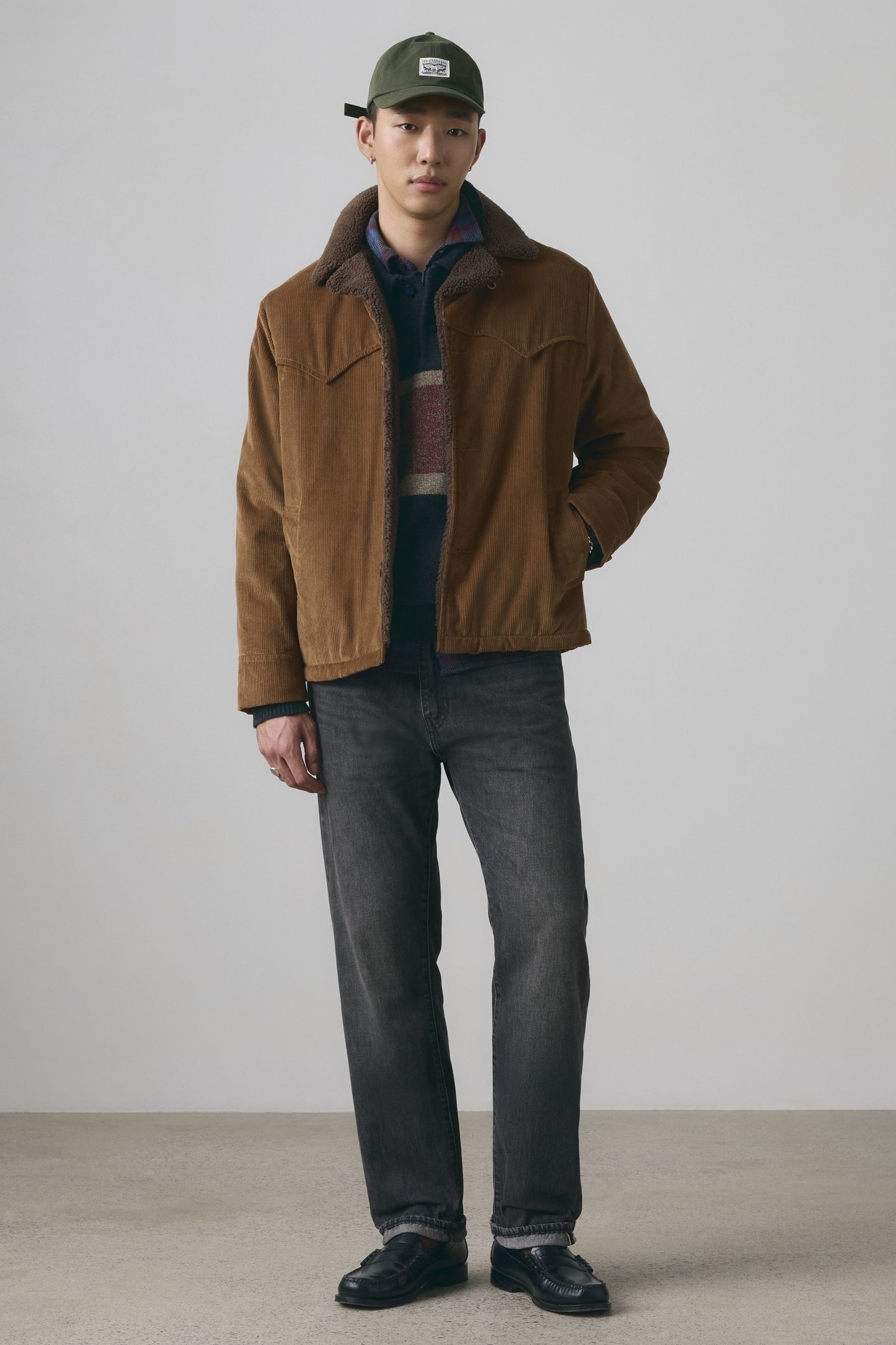 505 REGULAR BASALT ROCK SELVEDGE 2