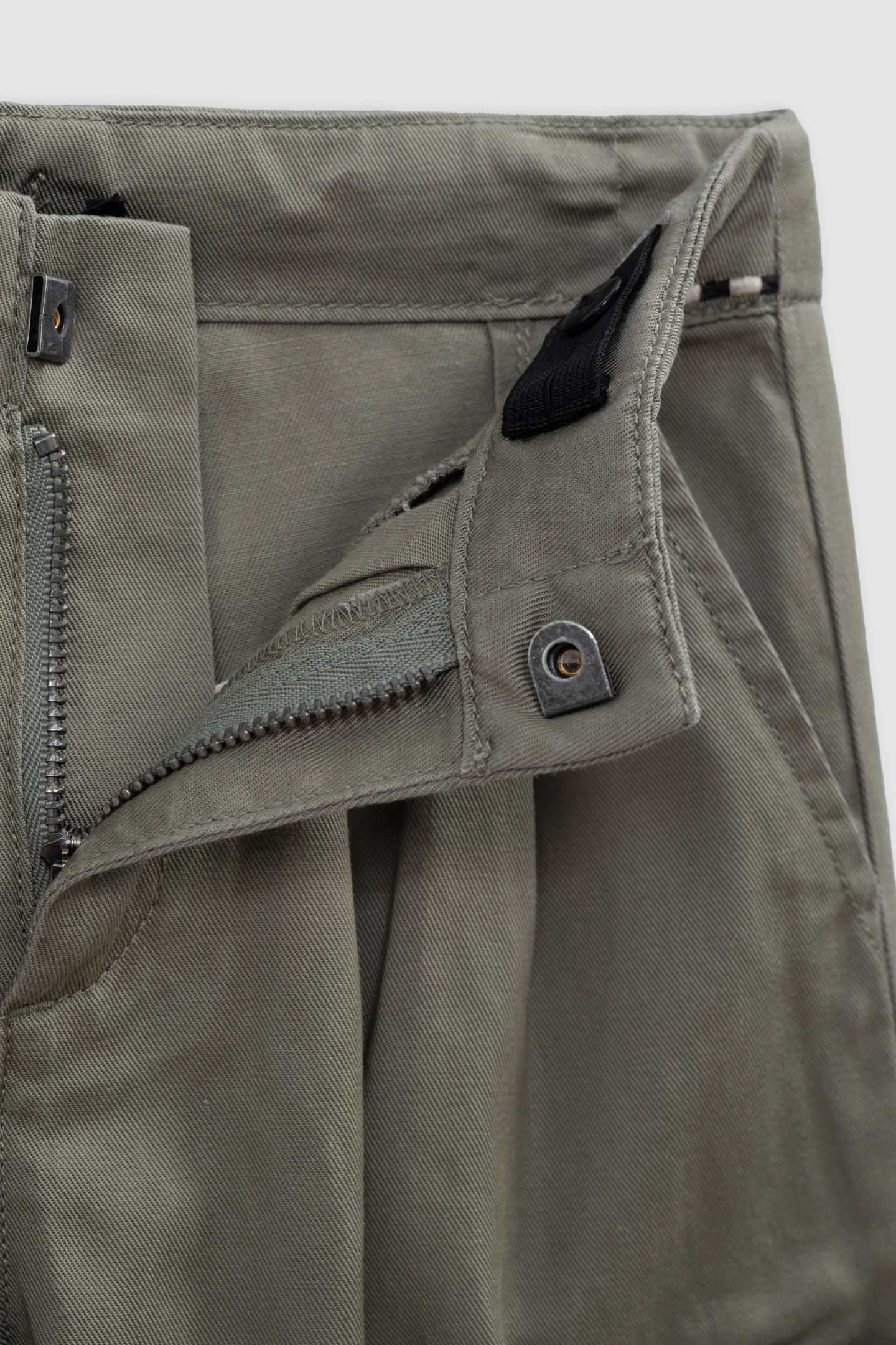 BATTLE KHAKI EMBROIDERED CARGO PANTS 5