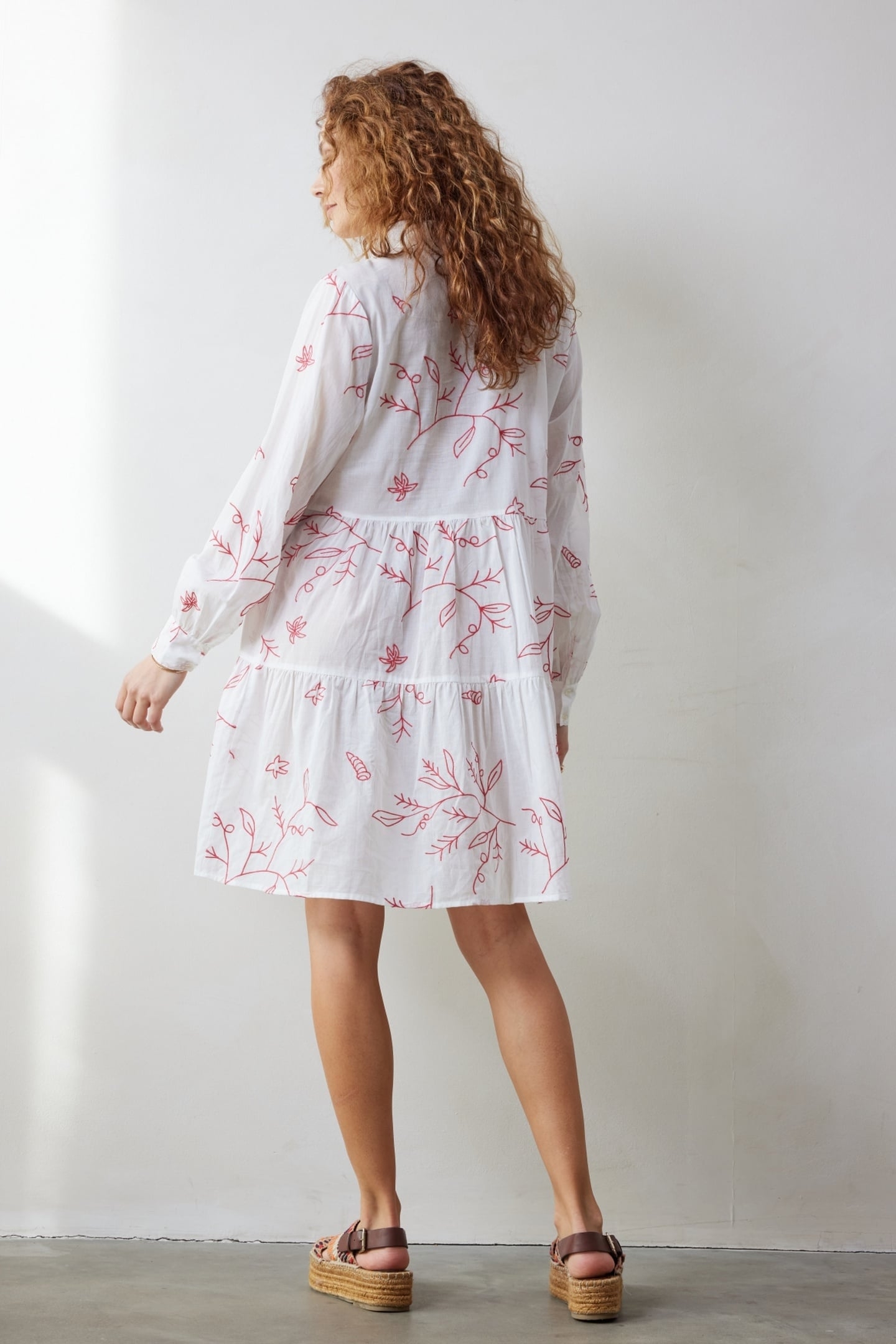 DRESS TERRA IN OFFWHITE WITH CORAL EMBROIDERY 3