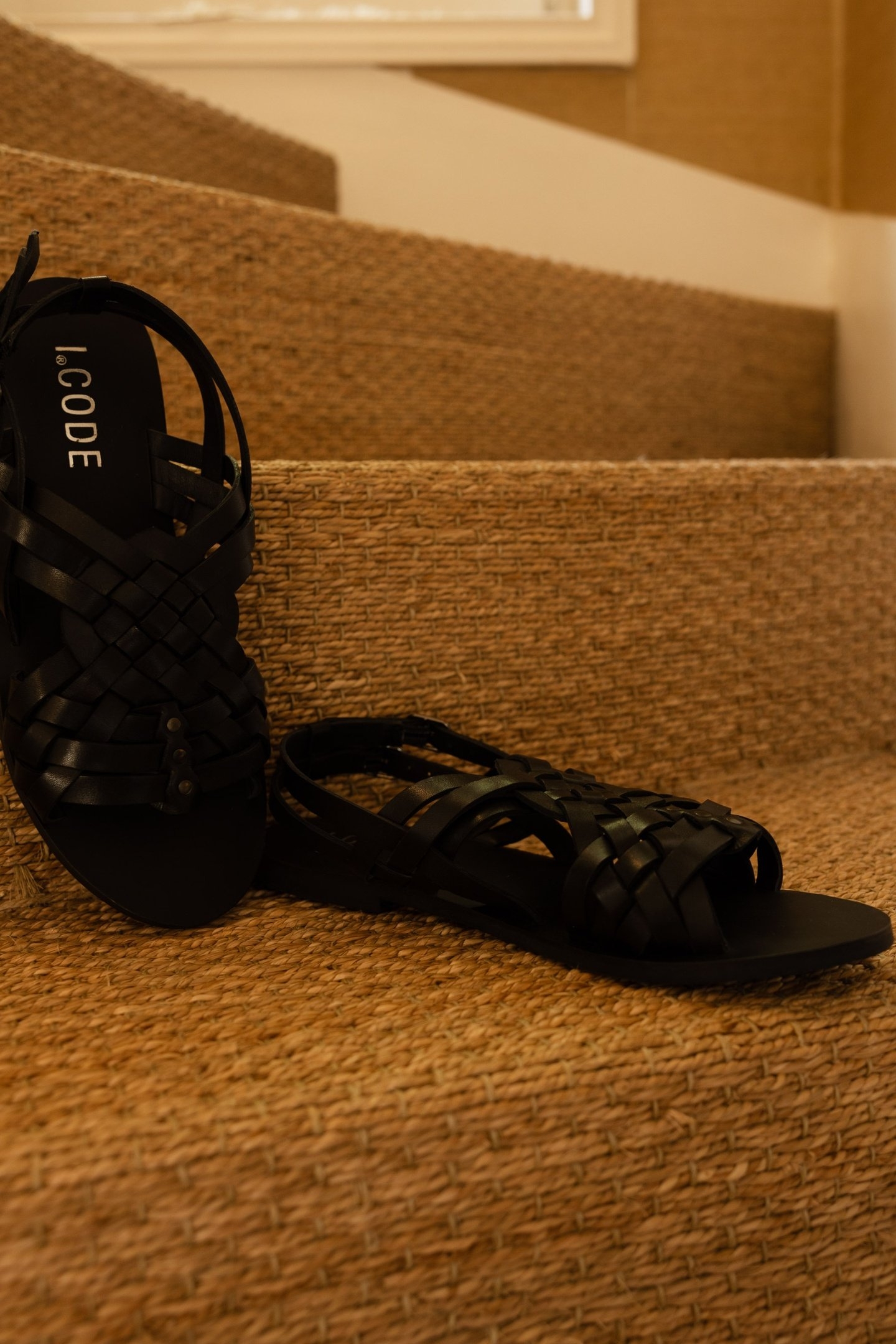 BLACK LEATHER SANDALS WITH BRAIDED STRAPS BLACK 6
