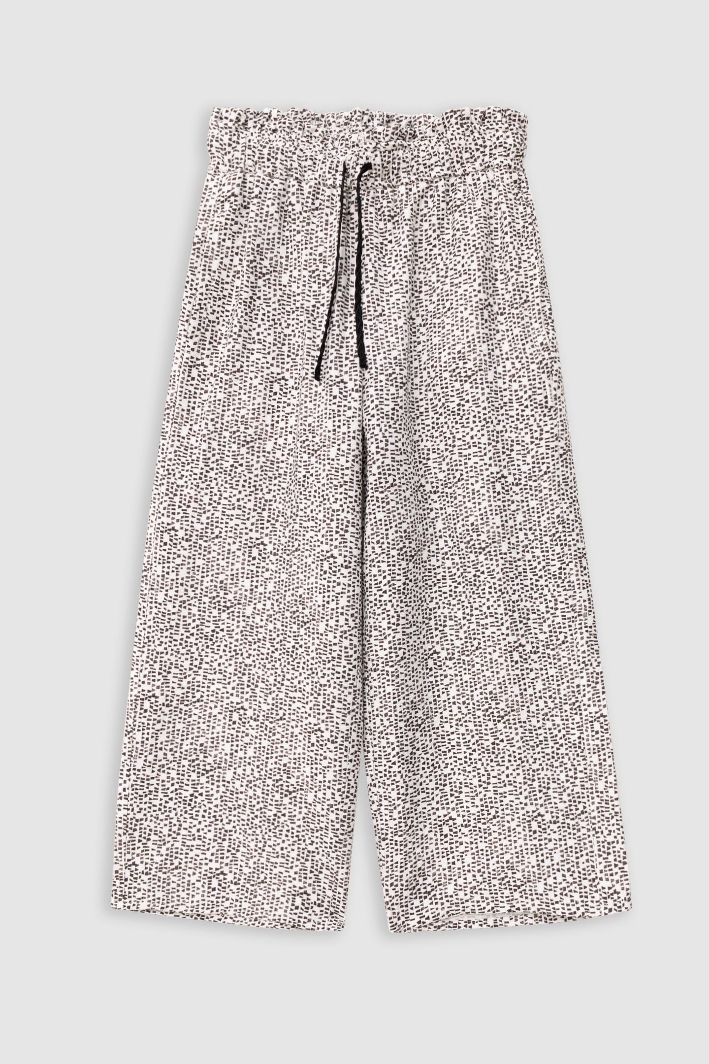 BLACK GRAPHIC PANTS 1