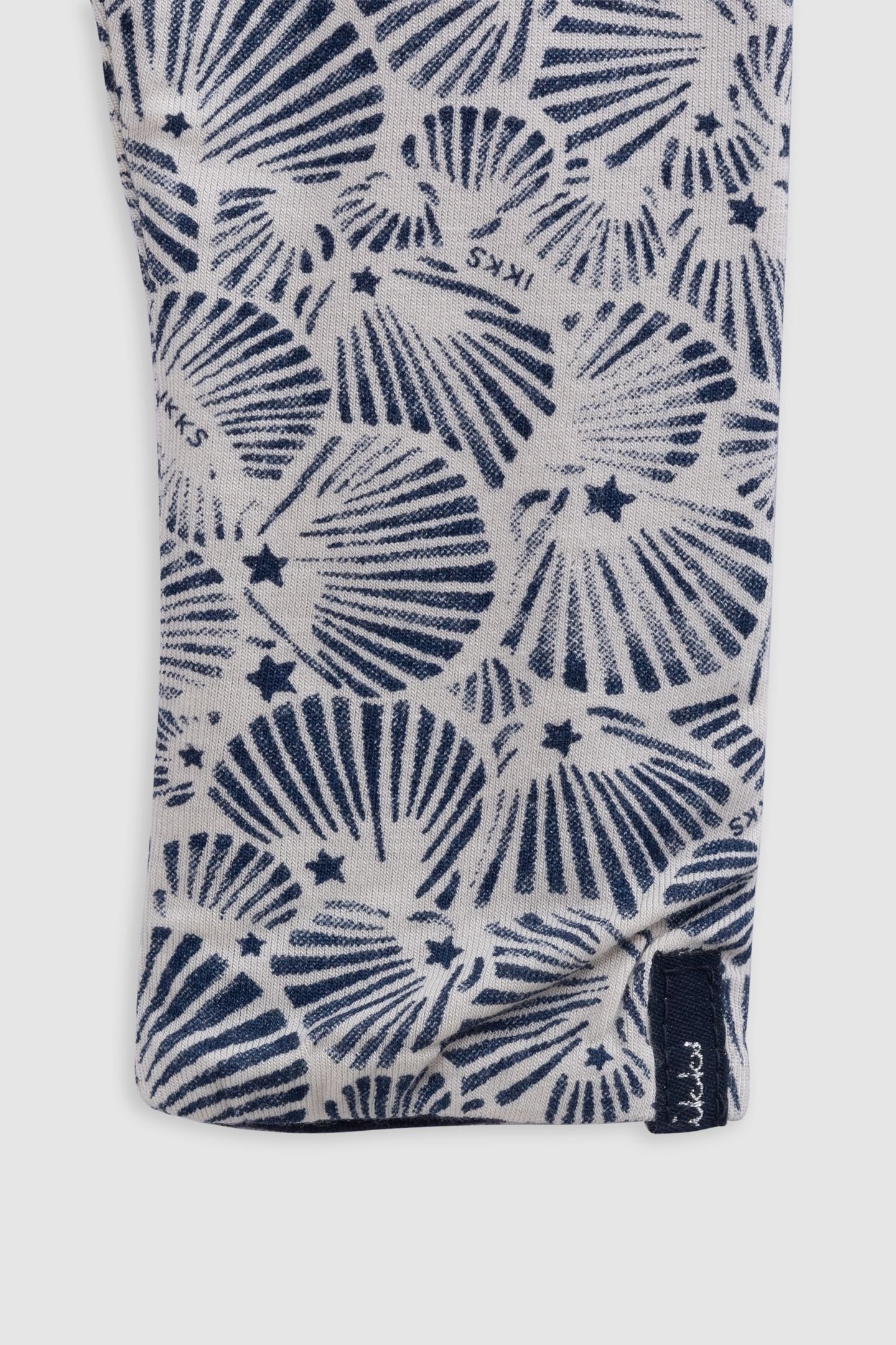REVERSIBLE SEASHELL AND NAVY LEGGINGS 5