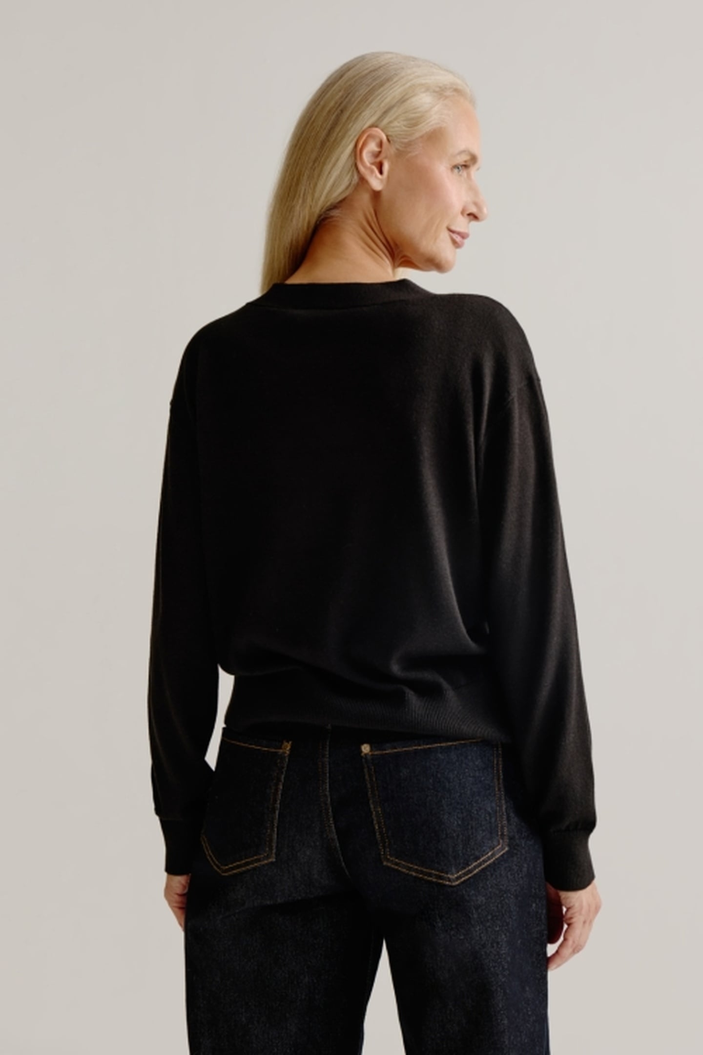 AUGUST CARDIGAN BLACK 3