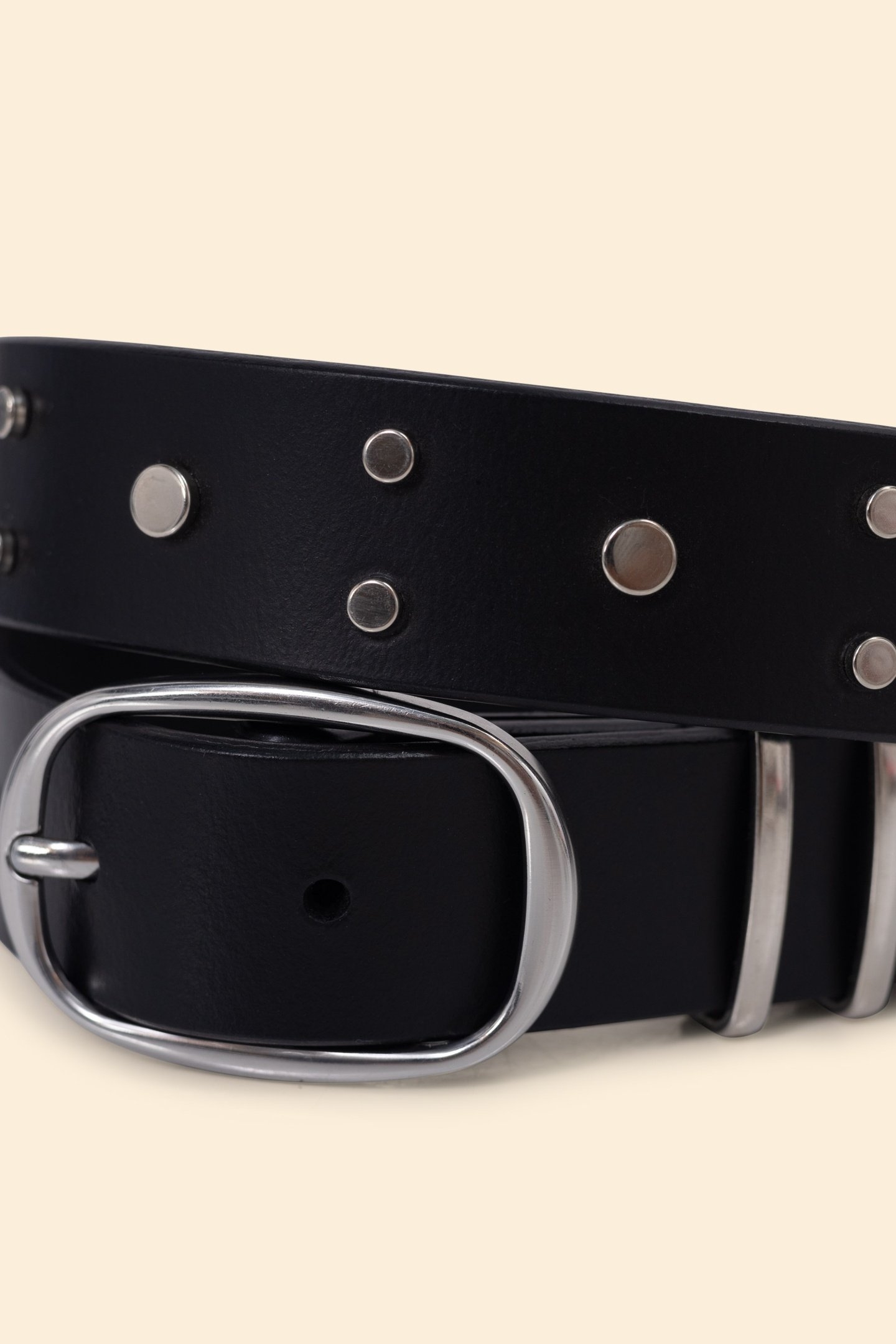 BLACK LEATHER BELT WITH RIVET DETAILS BLACK 4