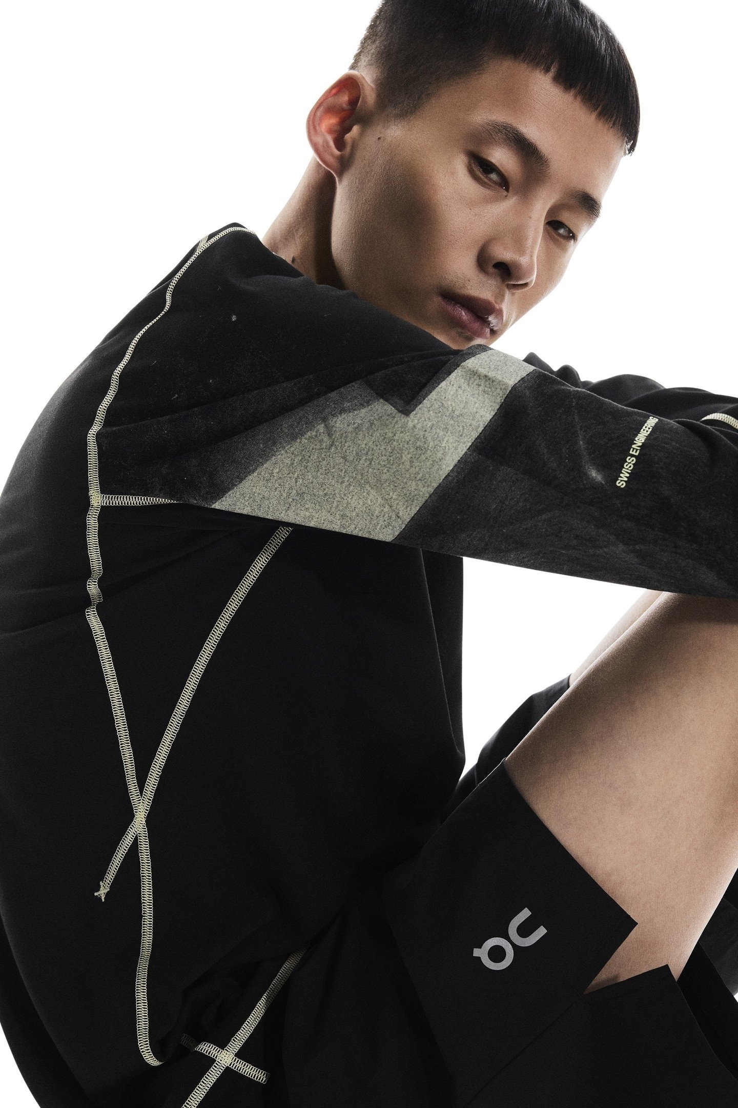 ACTIVE LONG-T GRAPHIC 1 M BLACK 6