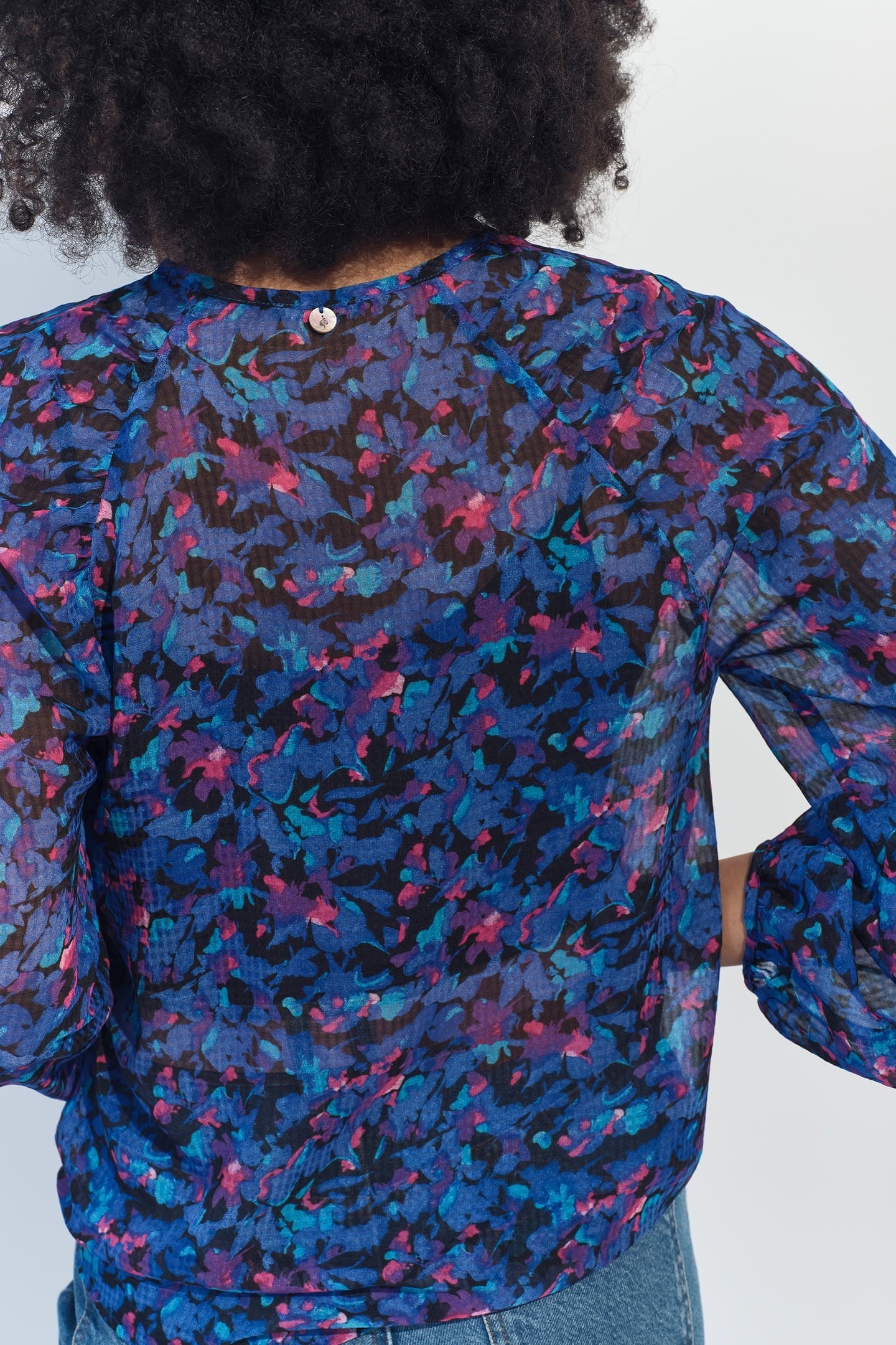 CIARA - BLUE BLOUSE WITH AQUATIC FLORAL PRINT 2