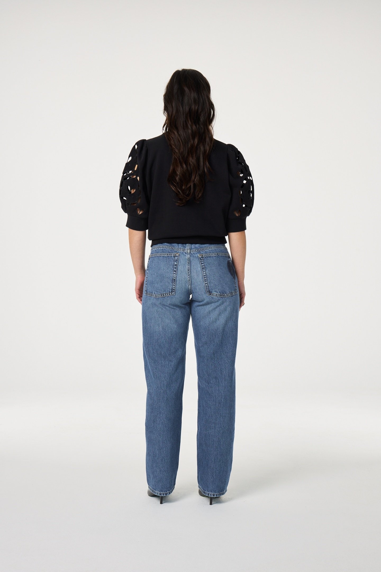 HENRIETTE SWEATER BLACK 2