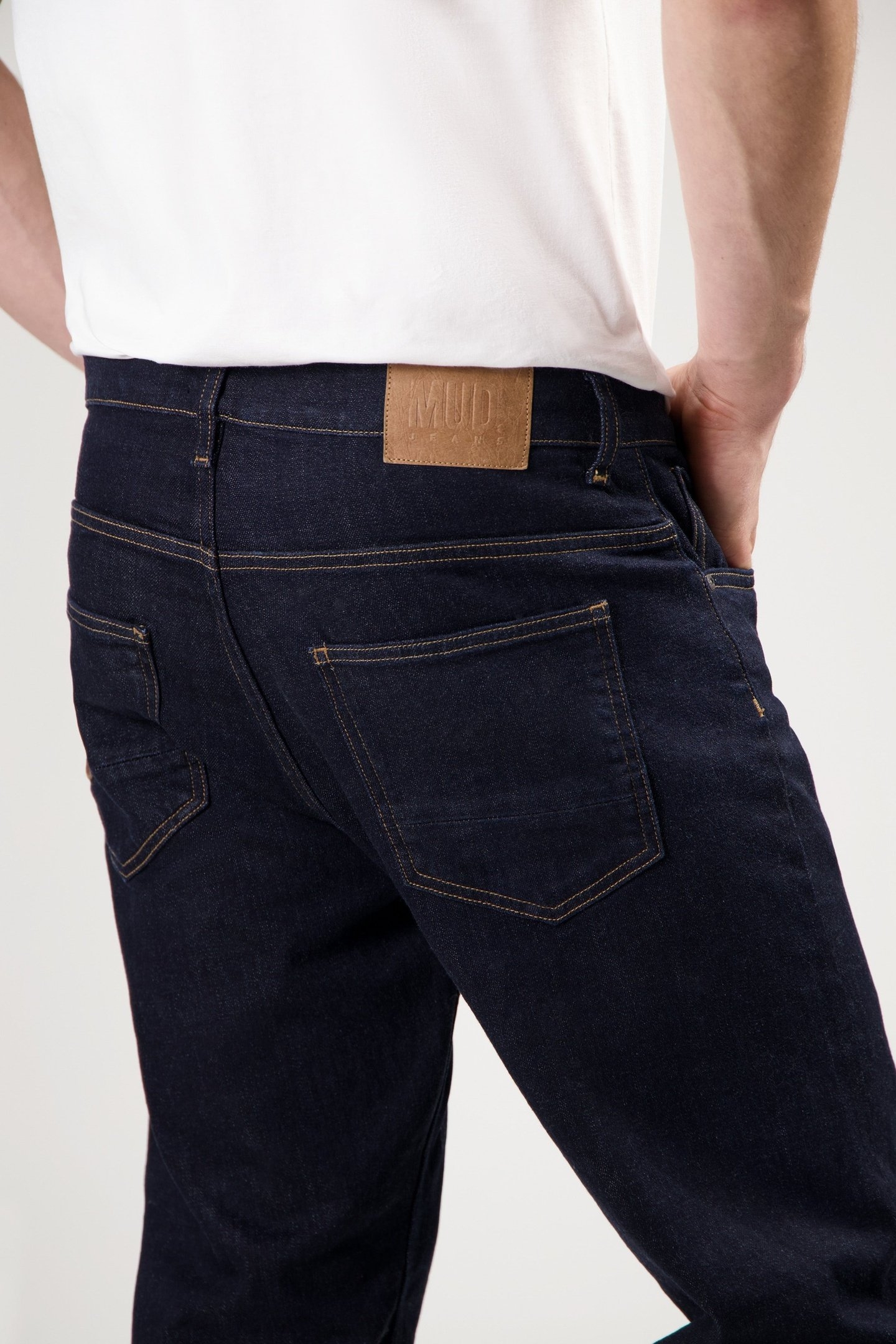 HANK MID TAPERED DIP DRY 4