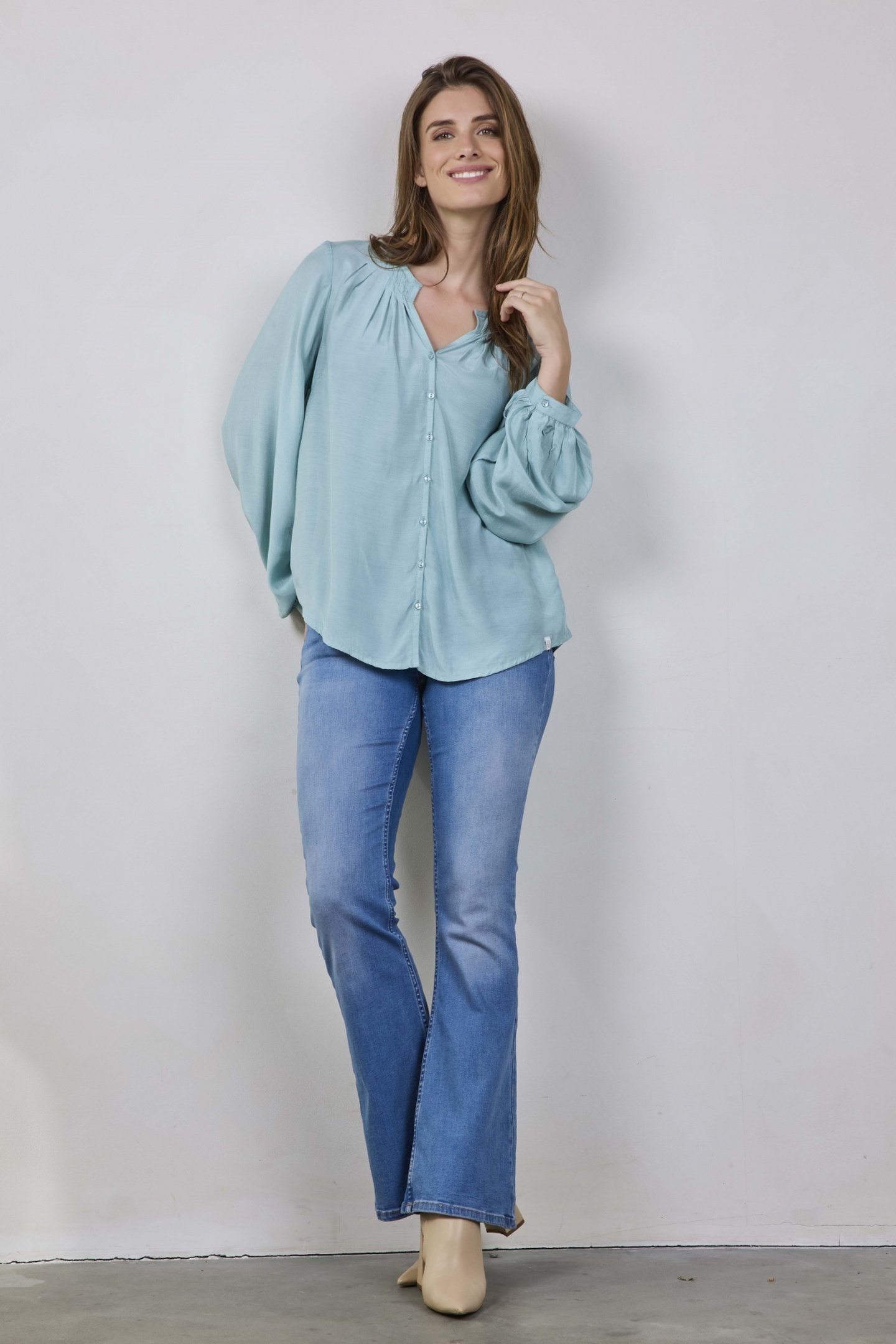 BLOUSE SKY SURF GREEN 2