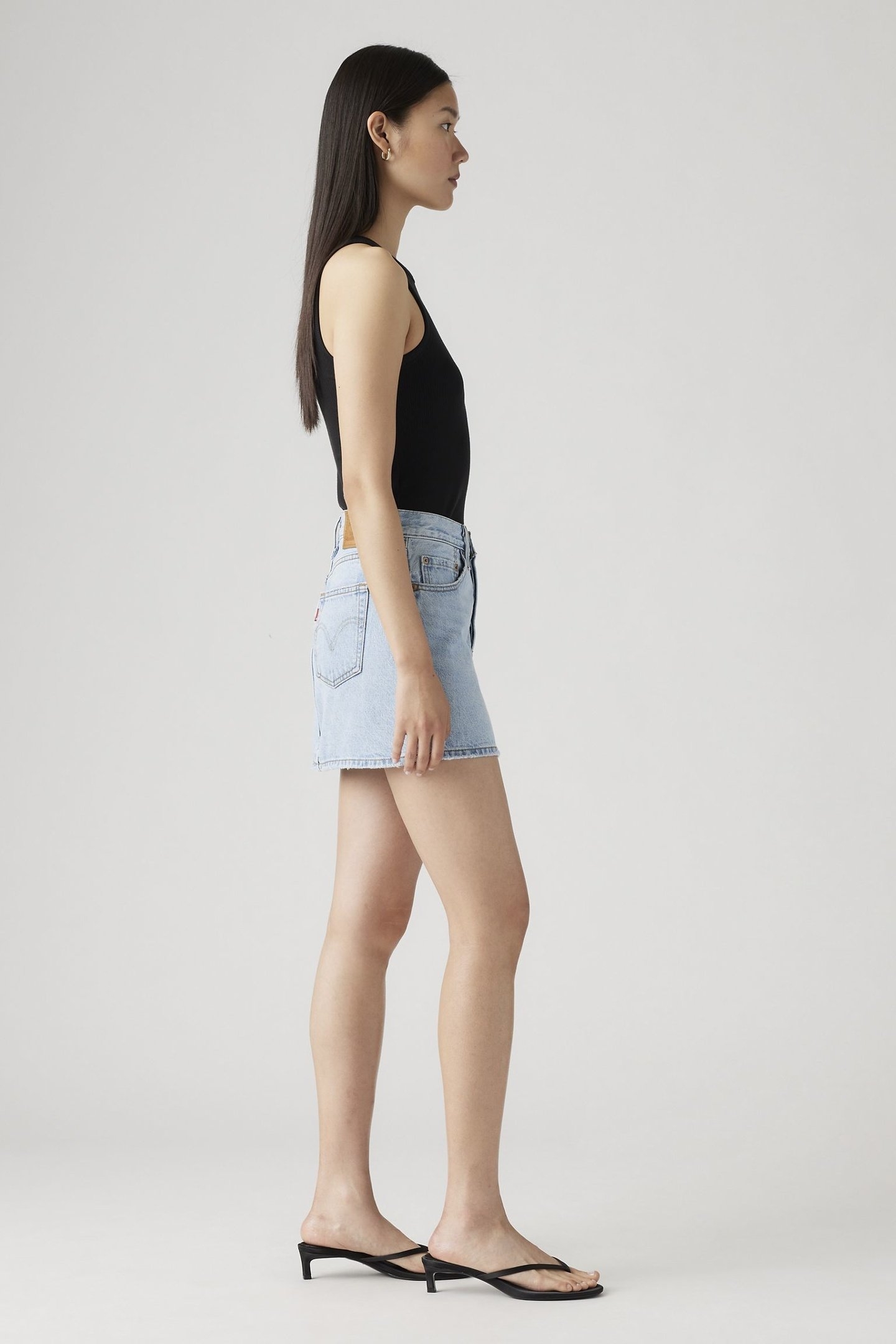 ICON SKIRT FRONT AND CENTER 5