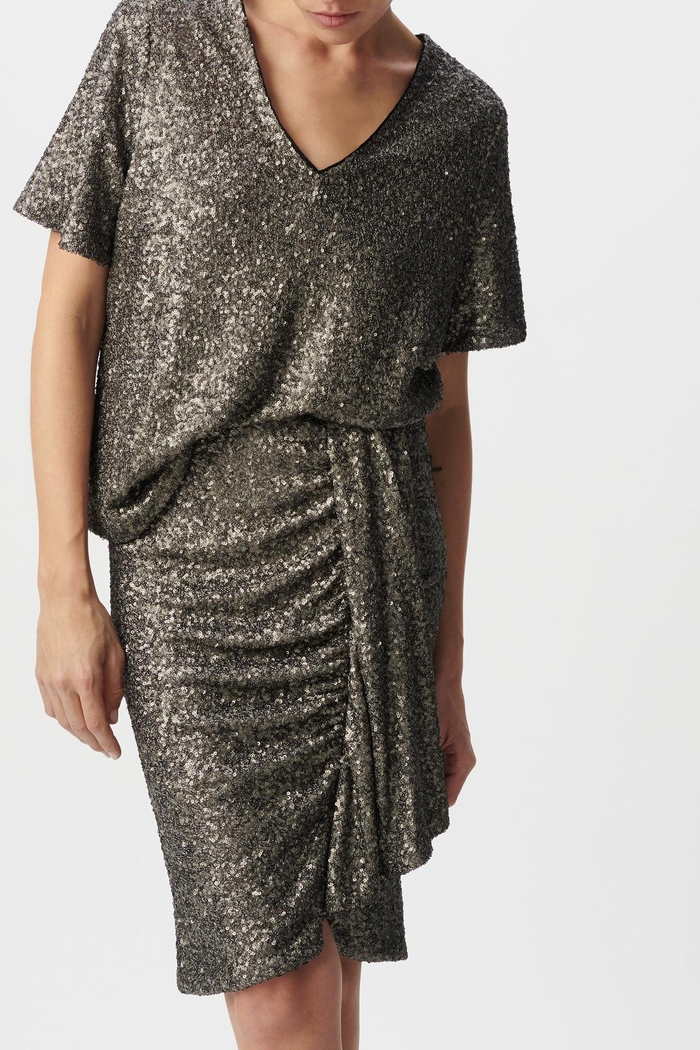 GREY TOP EMBROIDERED WITH METALLIC SEQUINS 3