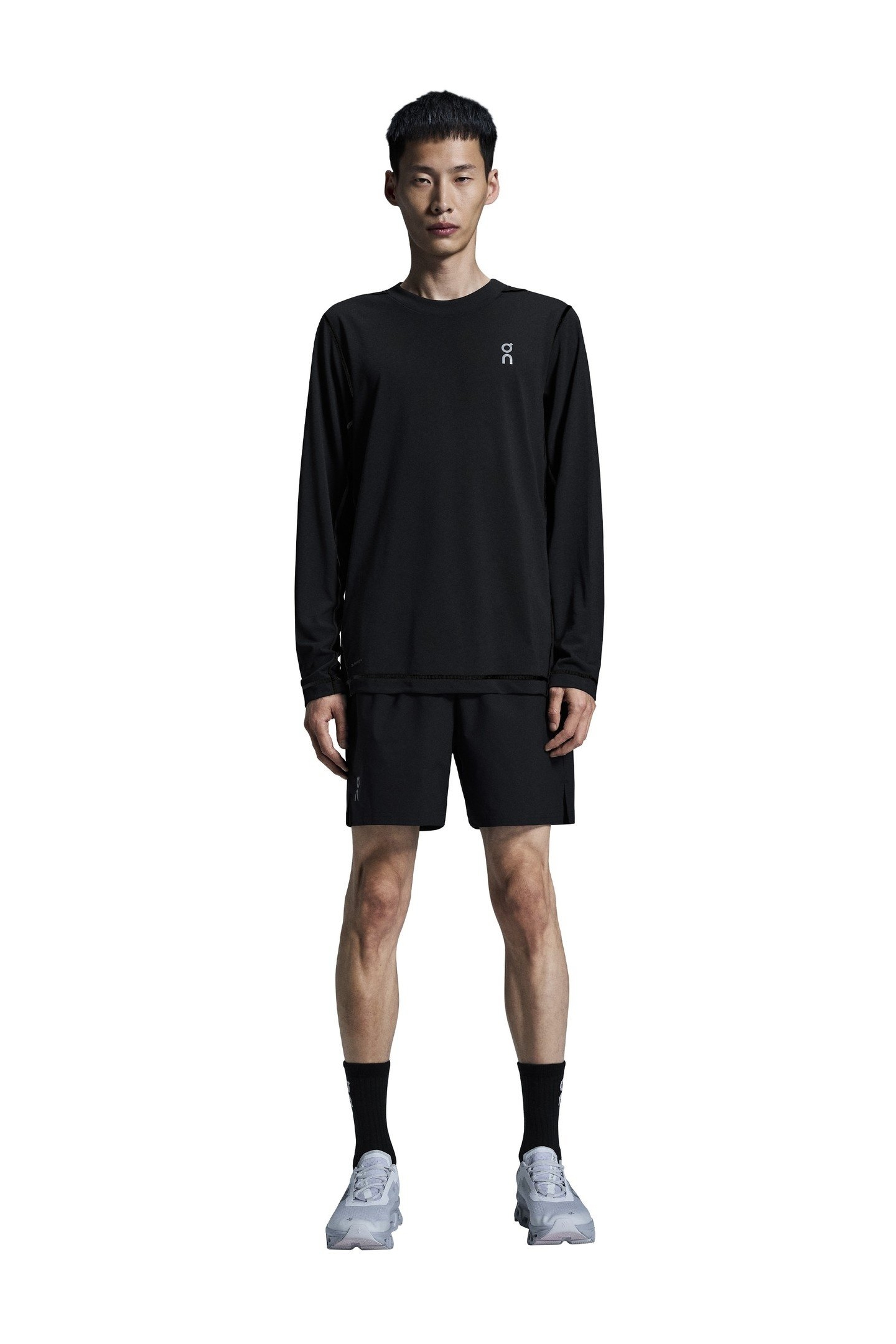 TRAIN LONG-T GRAPHIC 1 M BLACK 5