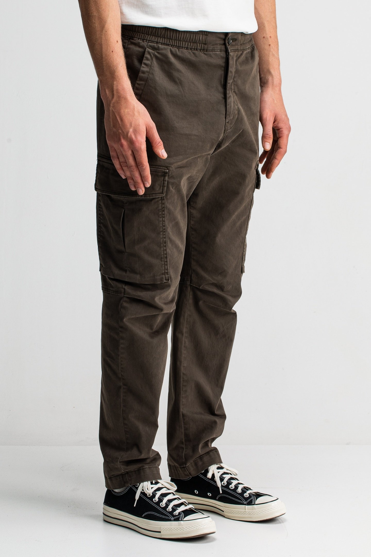 TRISTAN SLIM SATEEN CARGO MOCHA BROWN 1