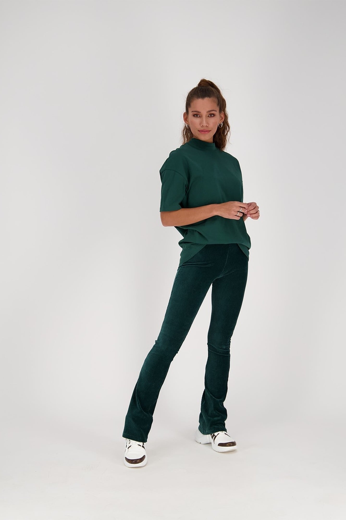 HAMIRA SHORT SLEEVE FIR GREEN 1