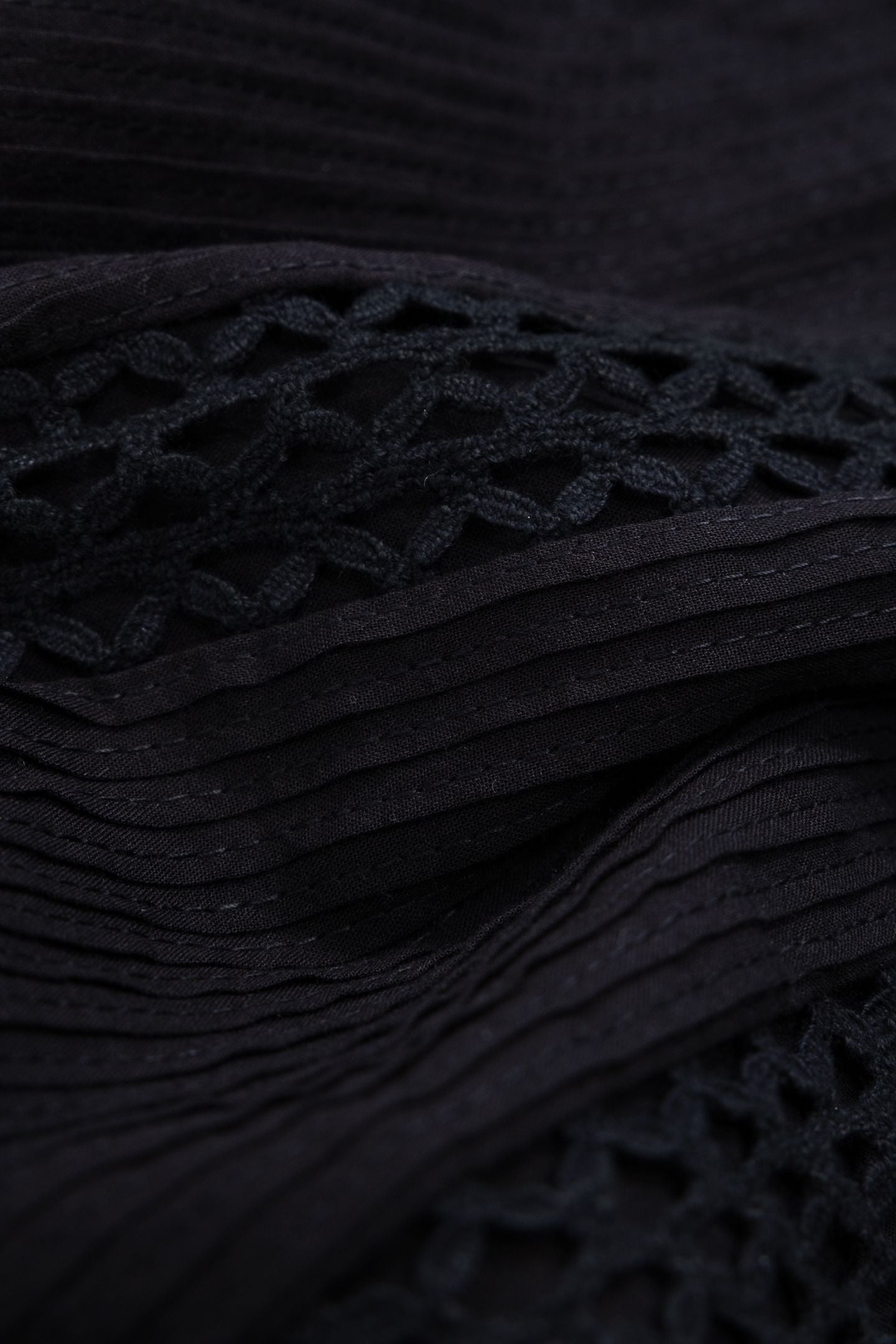 BLACK ORGANIC COTTON TOP DECORATED WITH TRIMMINGS 6