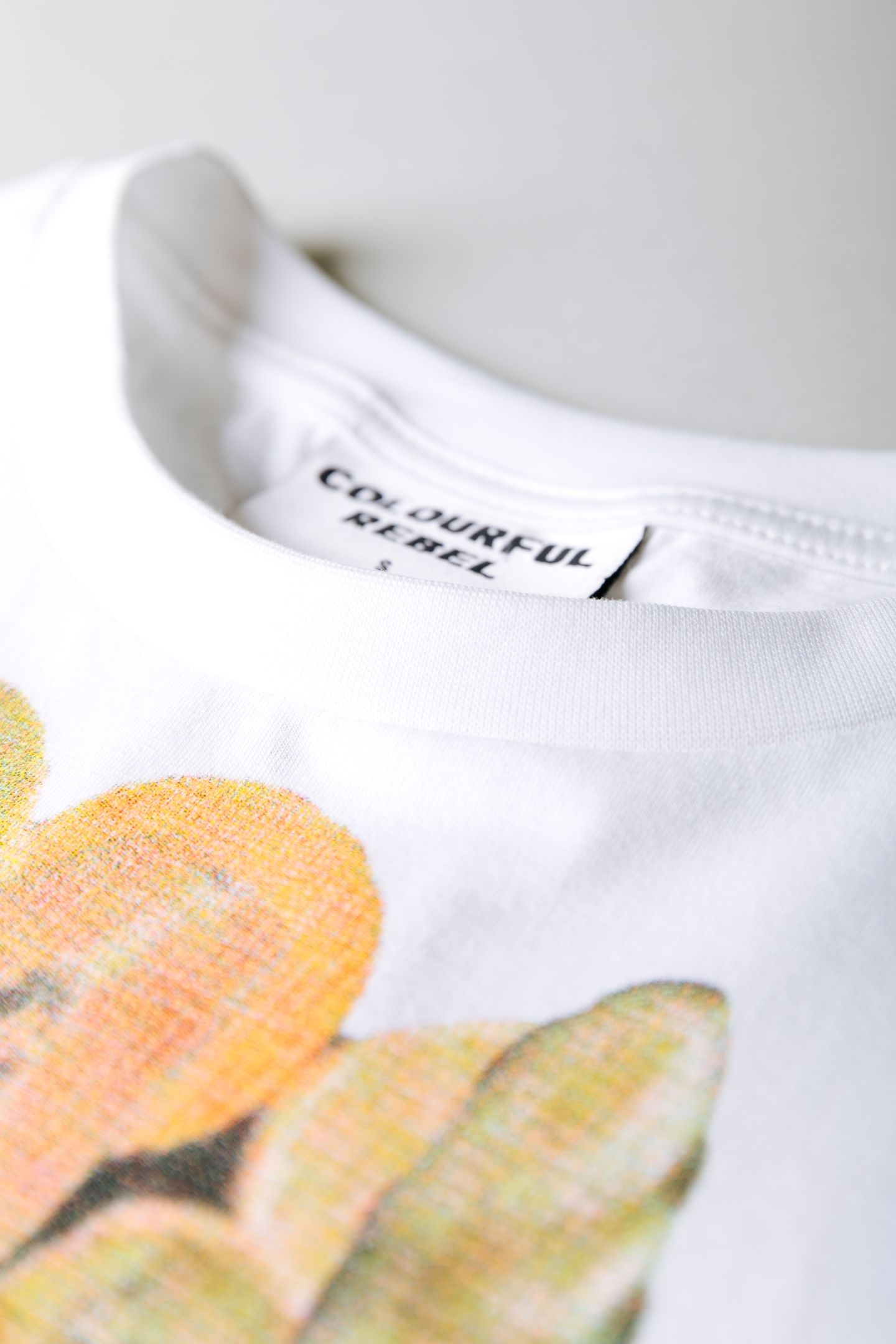 ISLAND LIFE LOOSEFIT TEE STANDARD WHITE 4