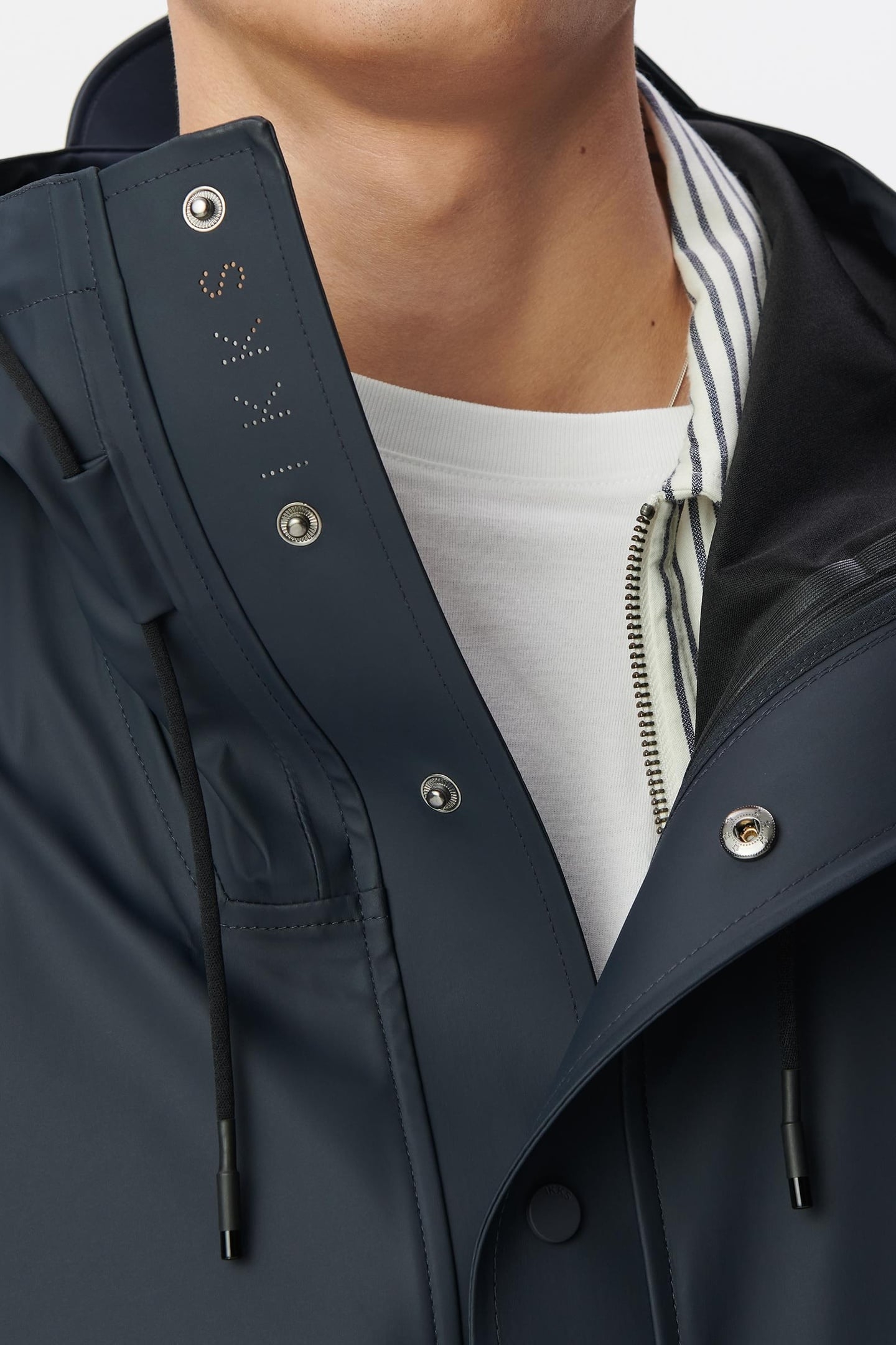 NAVY RUBBER NYLON HOODED PARKA 4