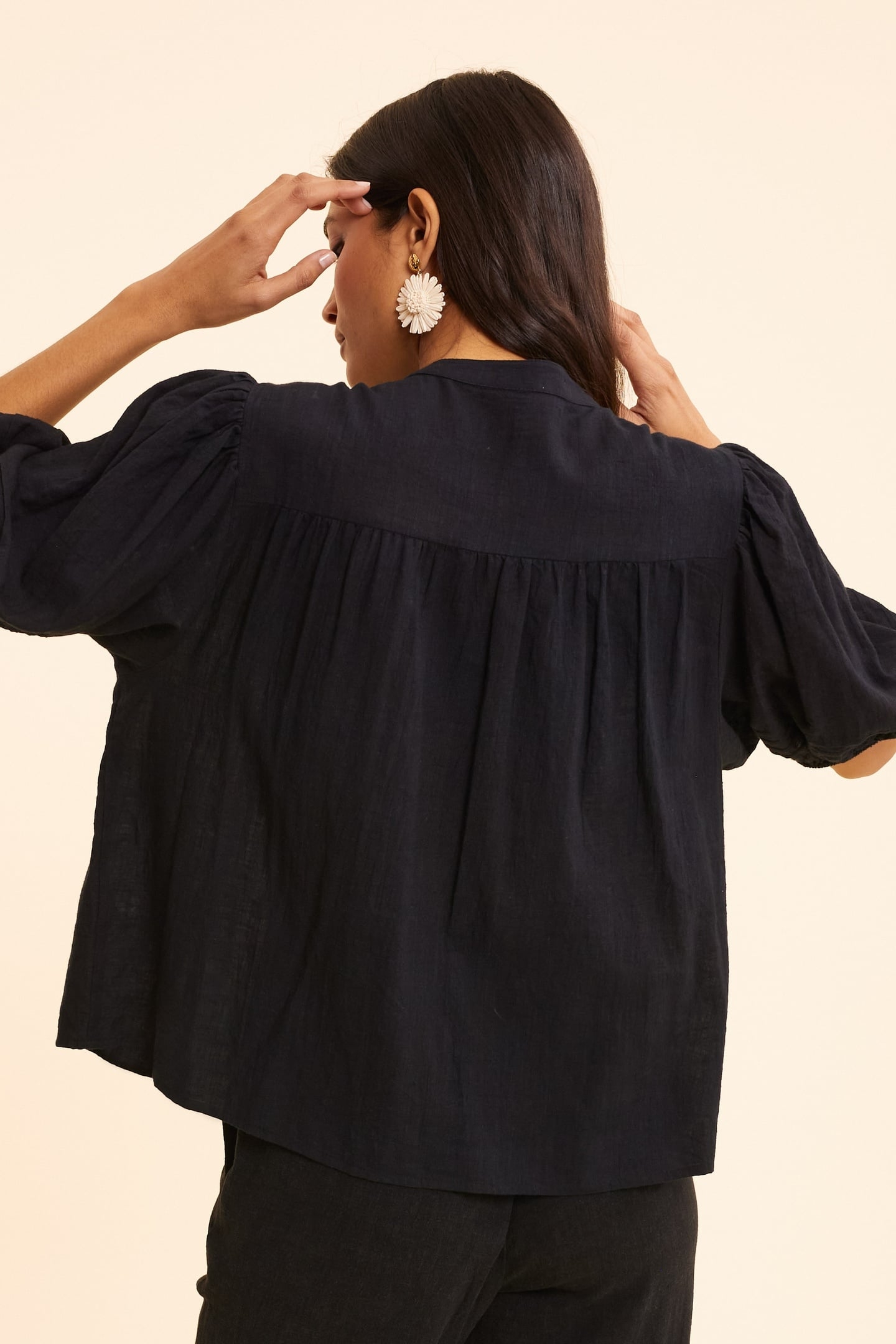 BLACK EMBROIDERED BIB BLOUSE BLACK 3