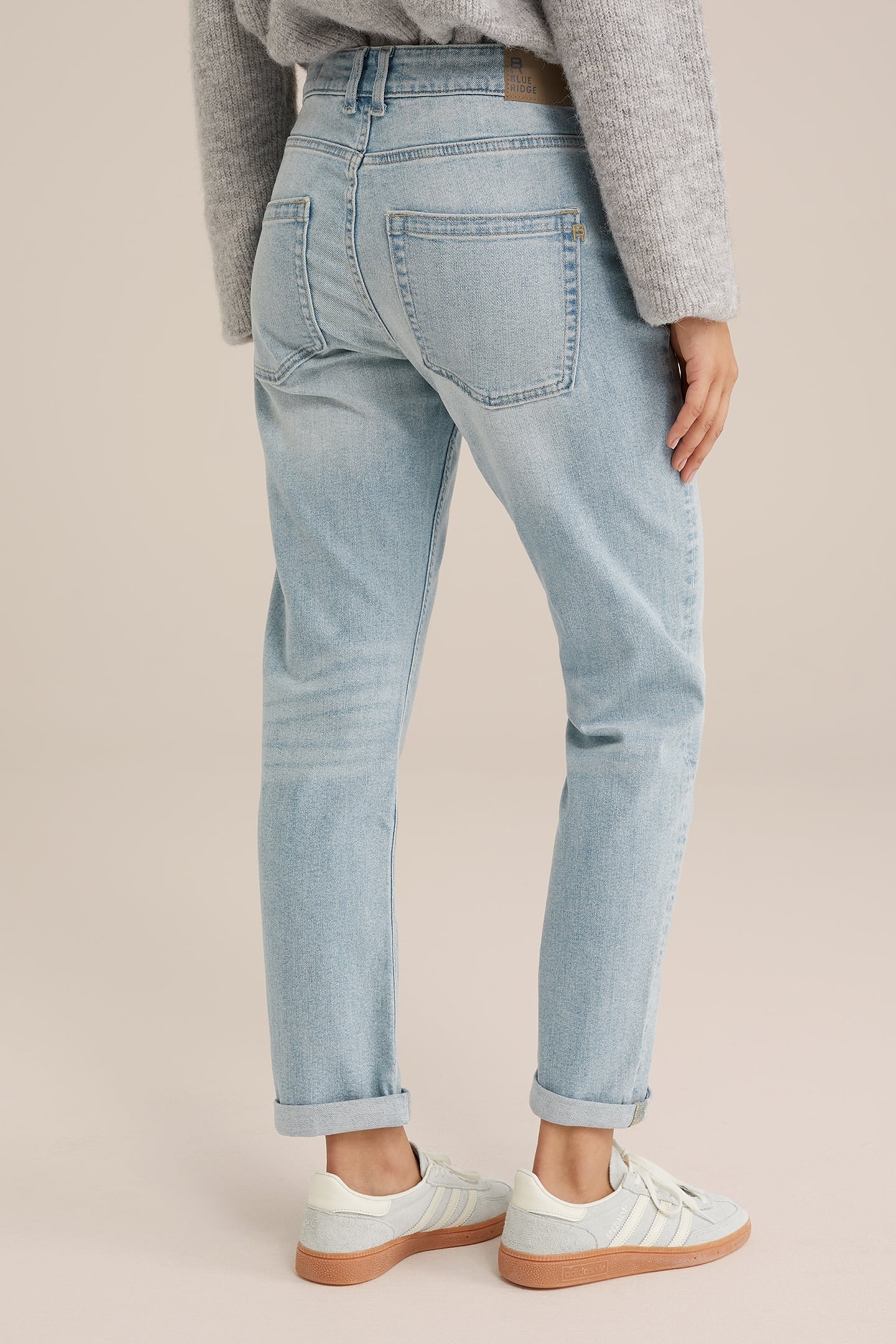 5-POCKET MID WAIST LIGHT BLUE 3