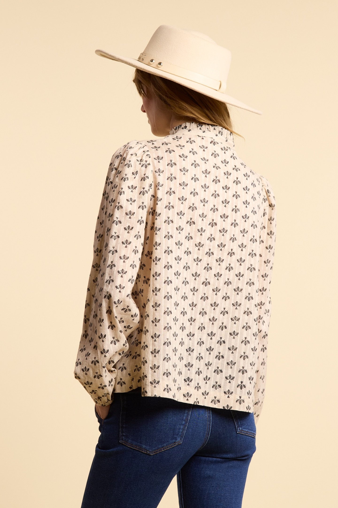 OFF-WHITE BLOUSE WITH BLACK PETAL PRINT OFF-WHITE 3