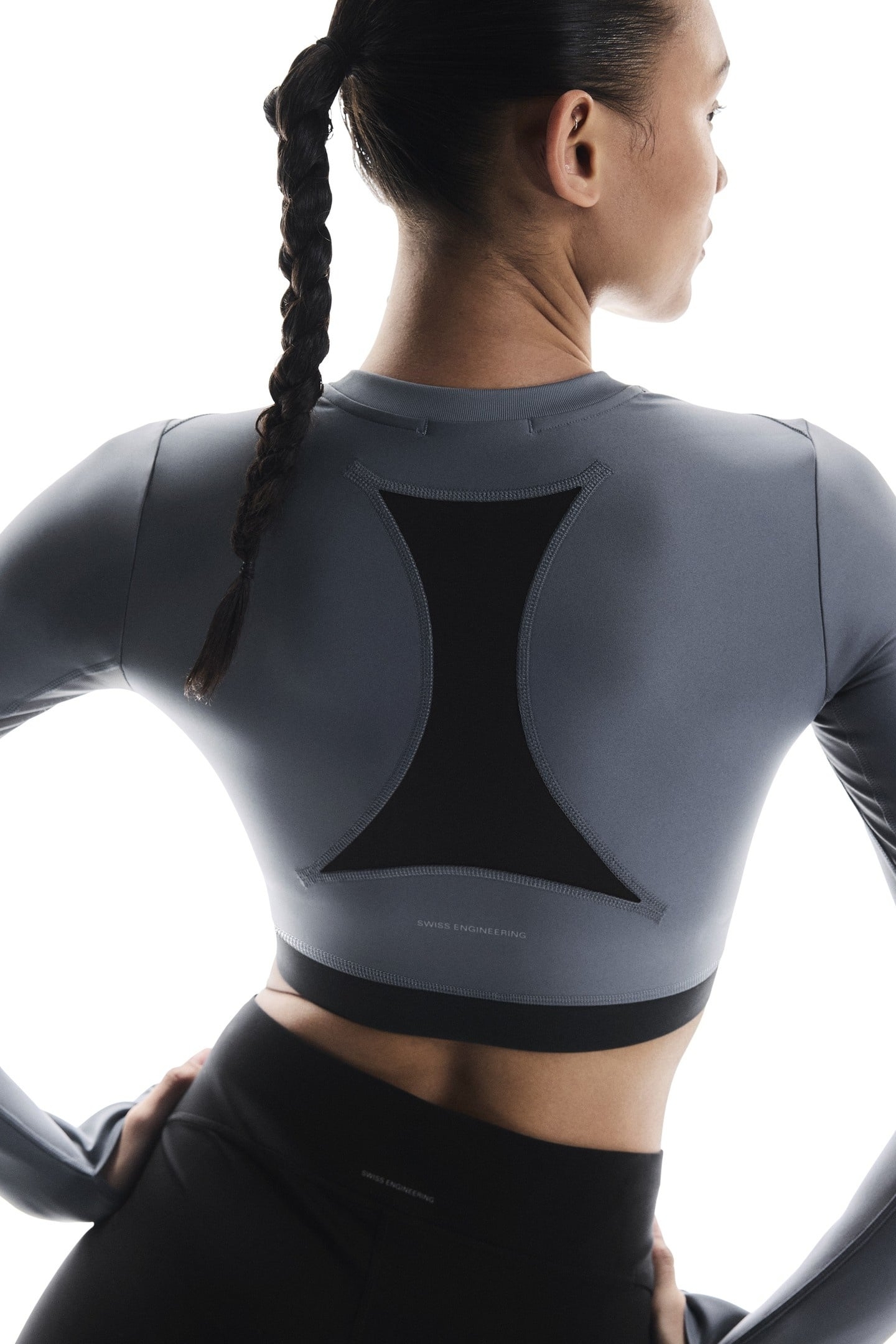 TRAIN LONG SLEEVE CROP 1 W ROCK 4