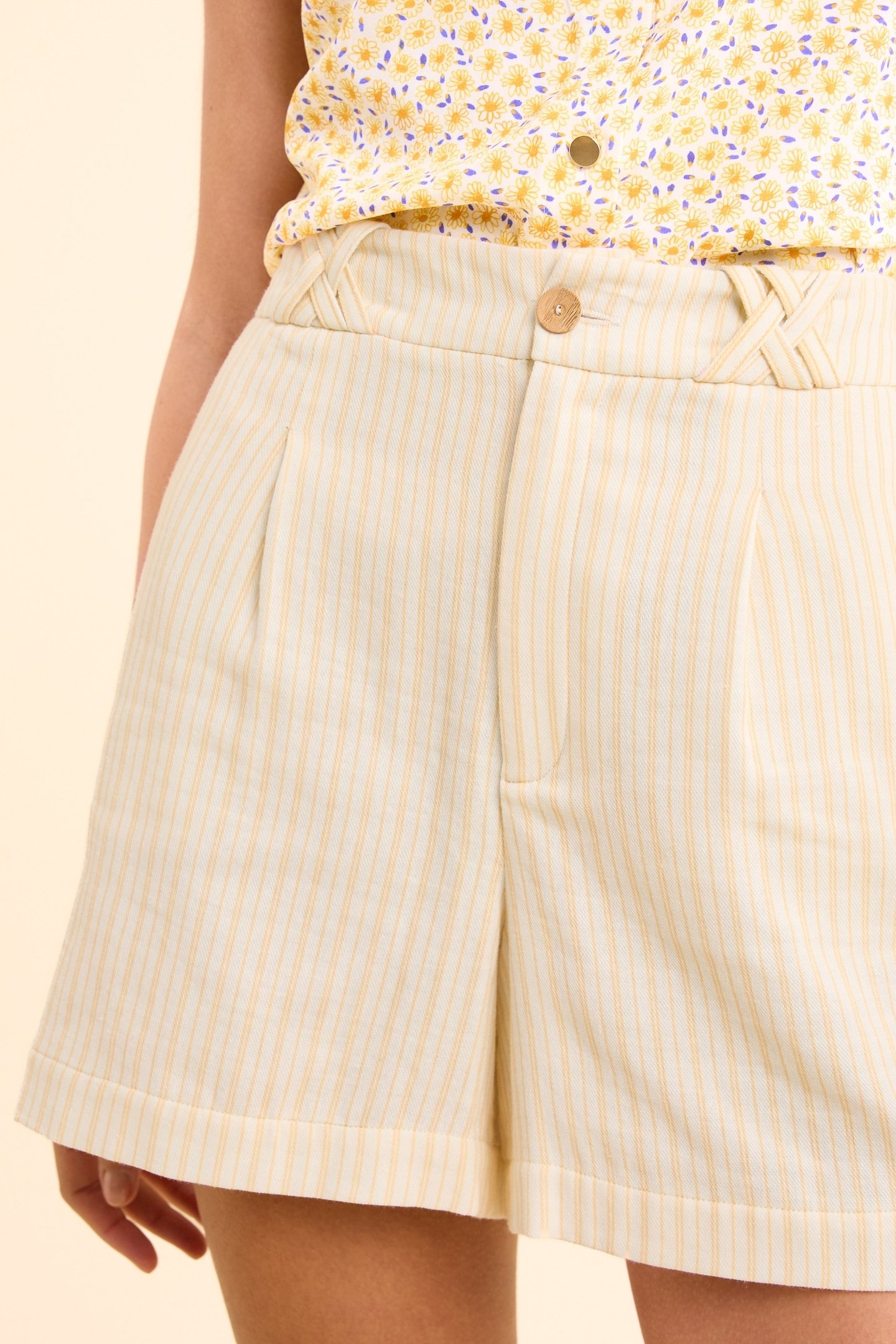 ECRU DENIM SHORTS WITH YELLOW STRIPES ECRU 6