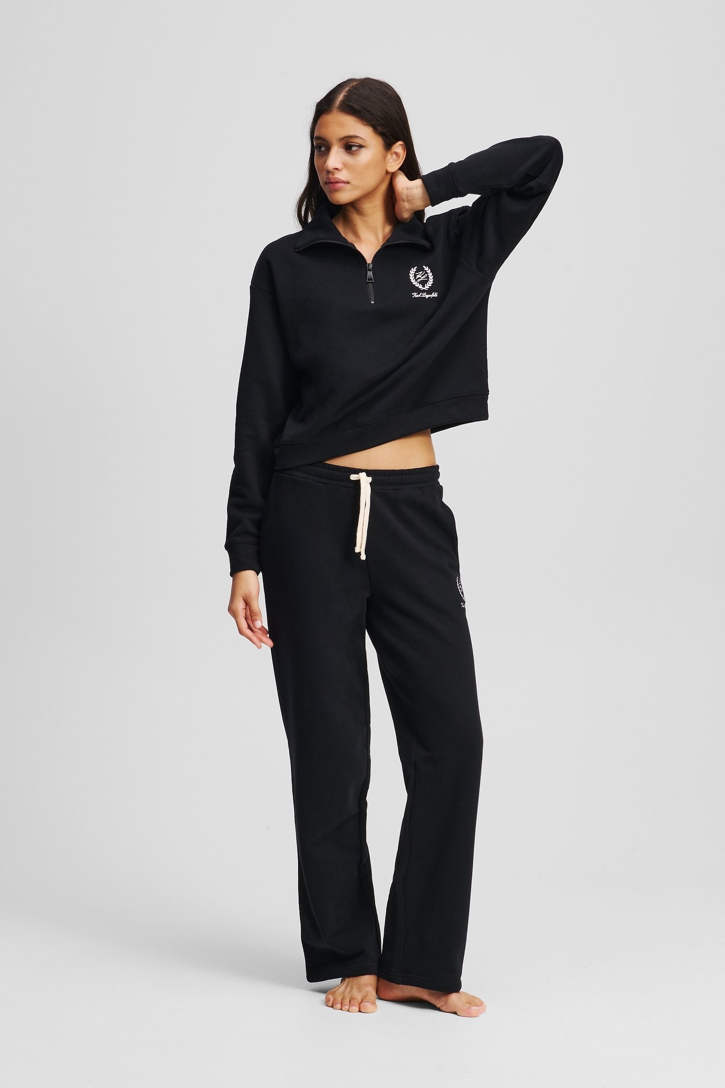 BLACK HOTEL KARL CREST STRAIGHT LEG 1