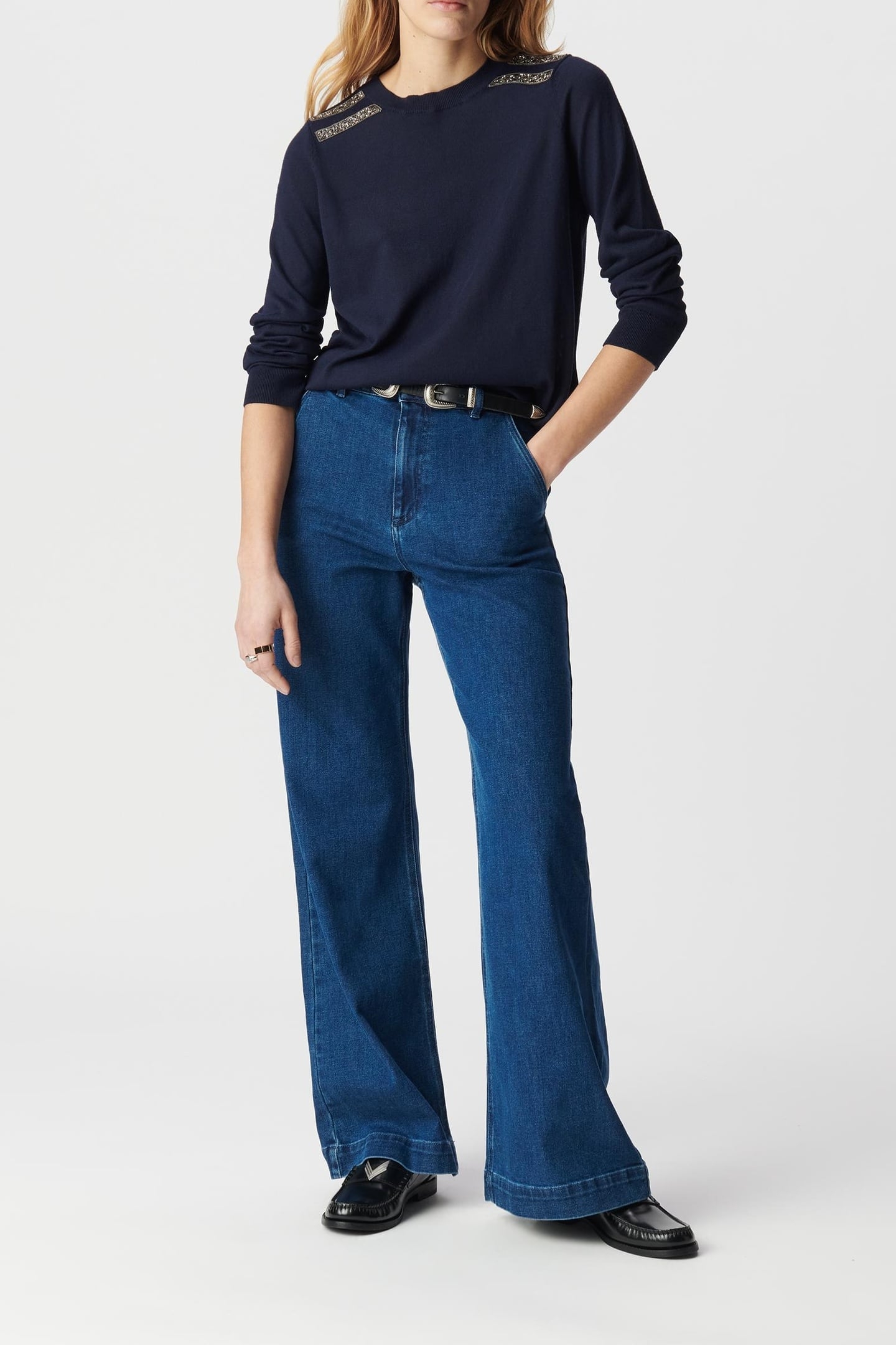 NAVY KNIT SWEATER WITH PEARL EMBROIDERY MOTIF 1