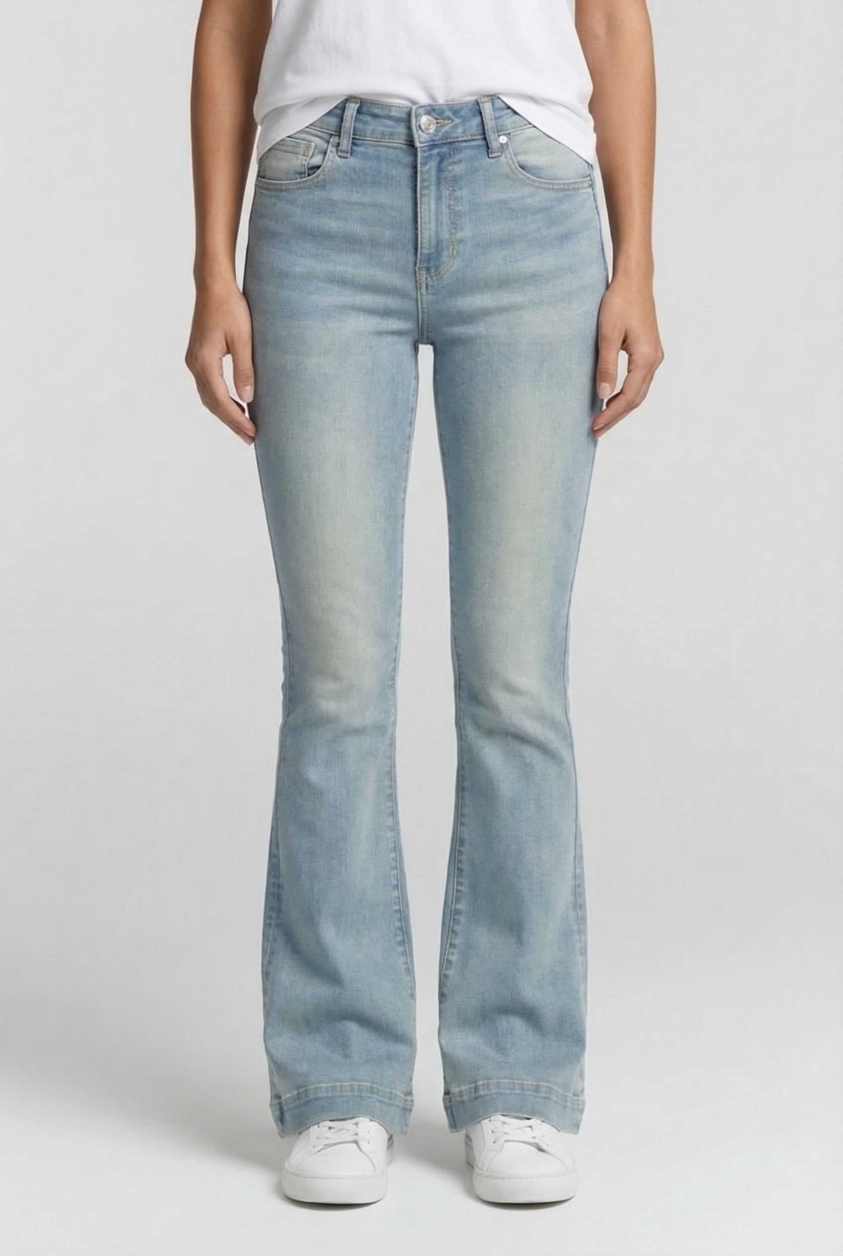 SUNRISE HEM JEANS TINTED BLUE 1