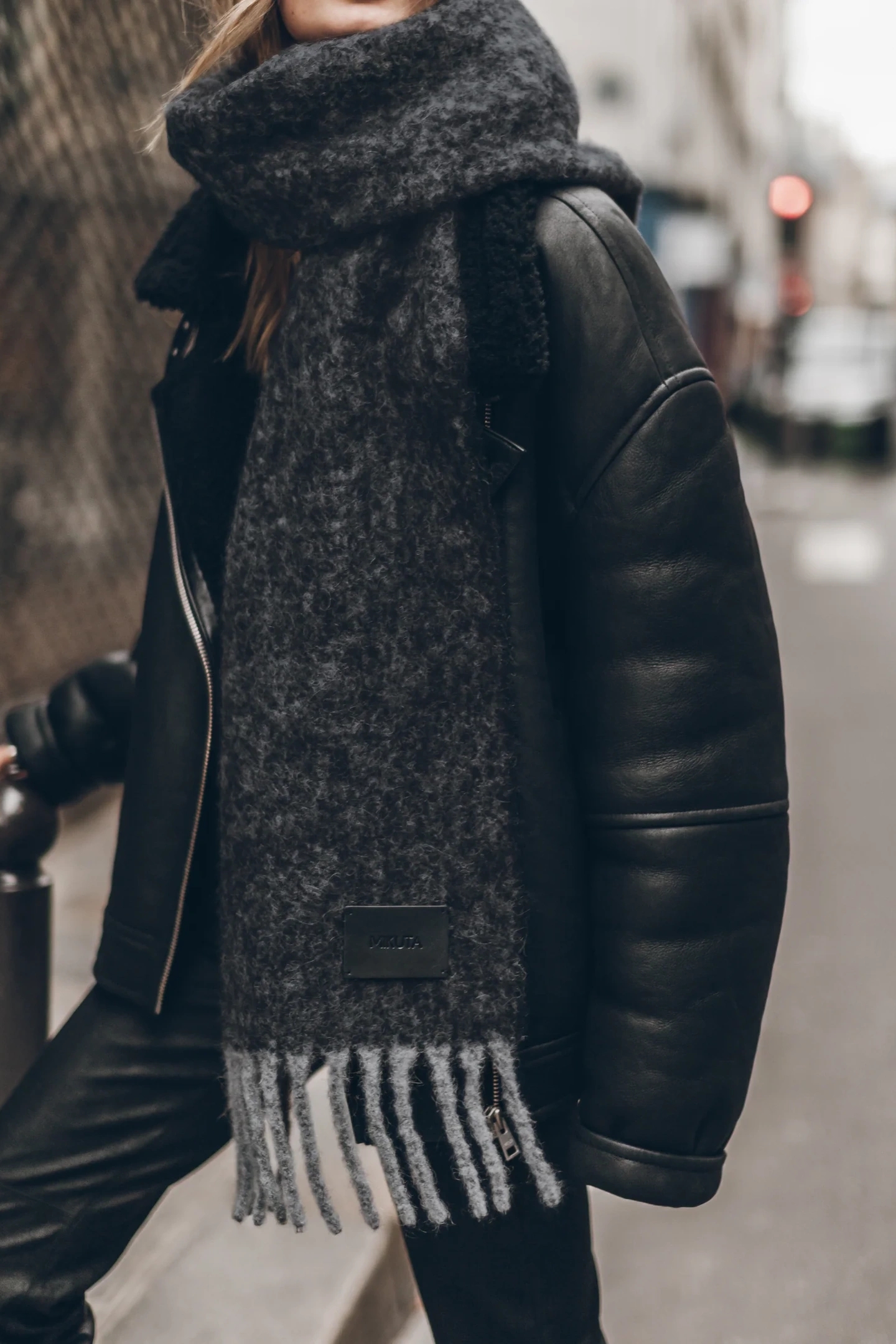 THE DARK FADED ALPACA BLEND SCARF 1