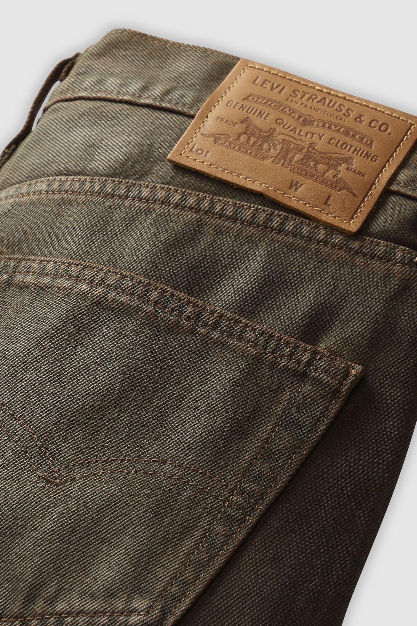 568™ LOOSE STRAIGHT JEANS BROWN 7